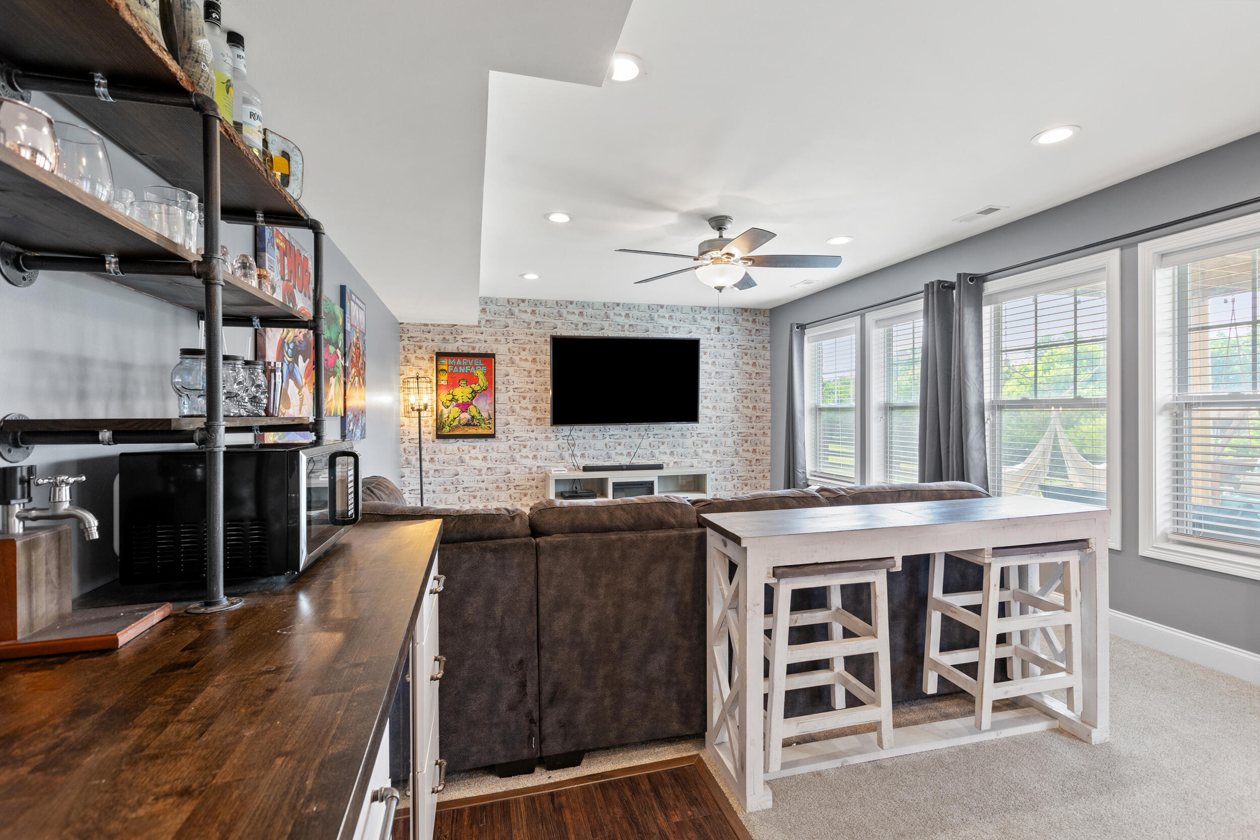 102 Silver Springs Way