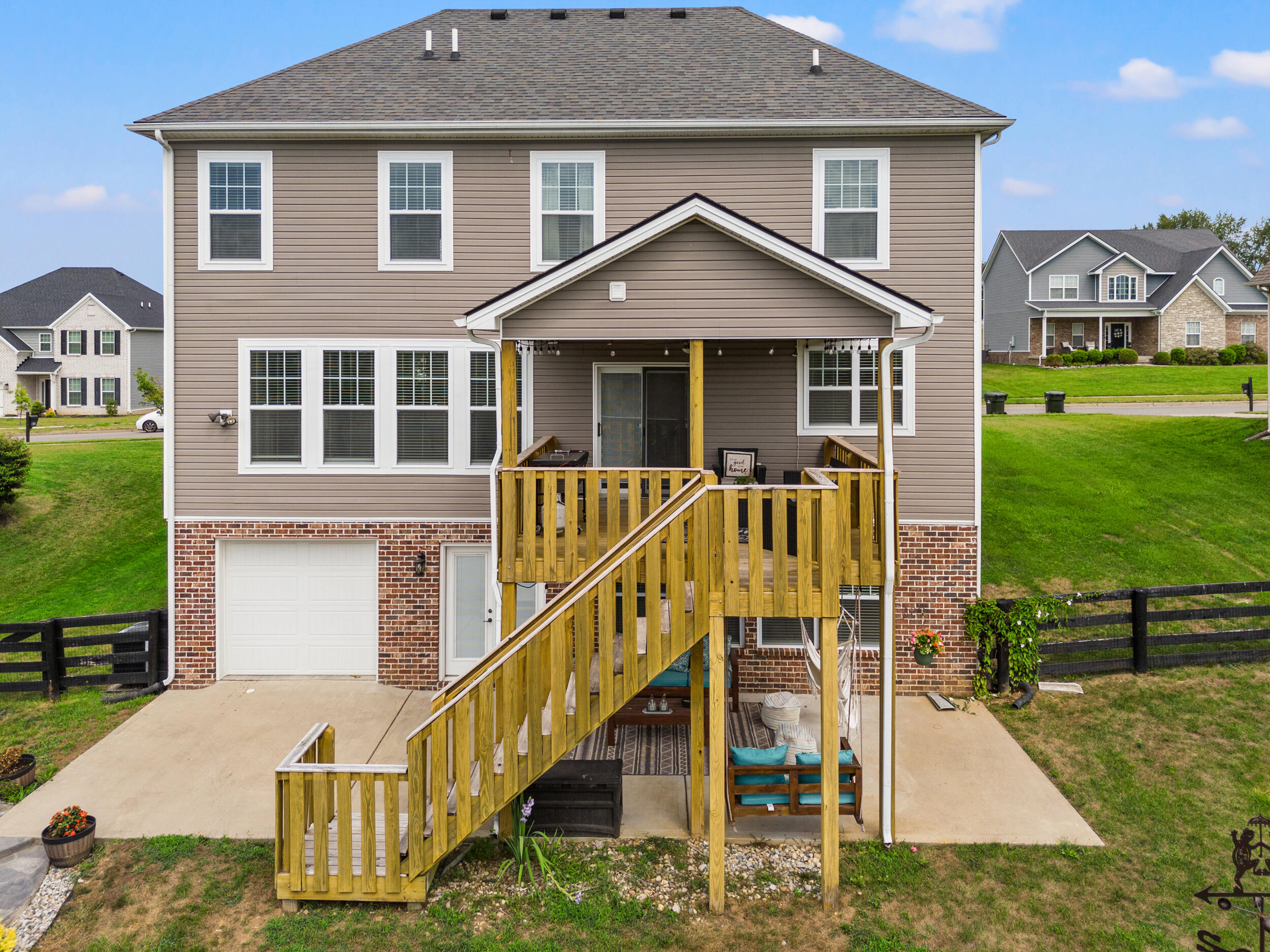 102 Silver Springs Way