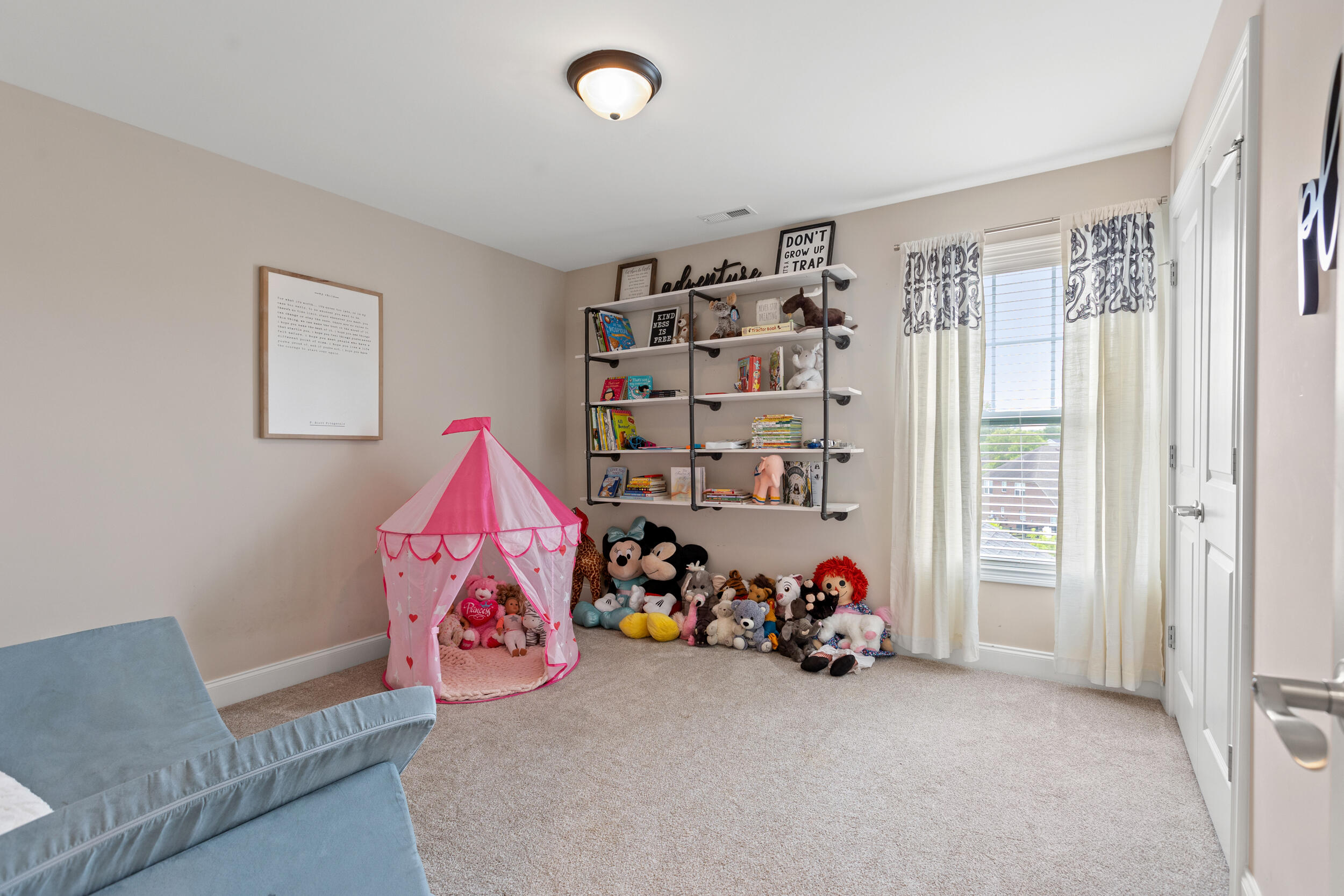 102 Silver Springs Way