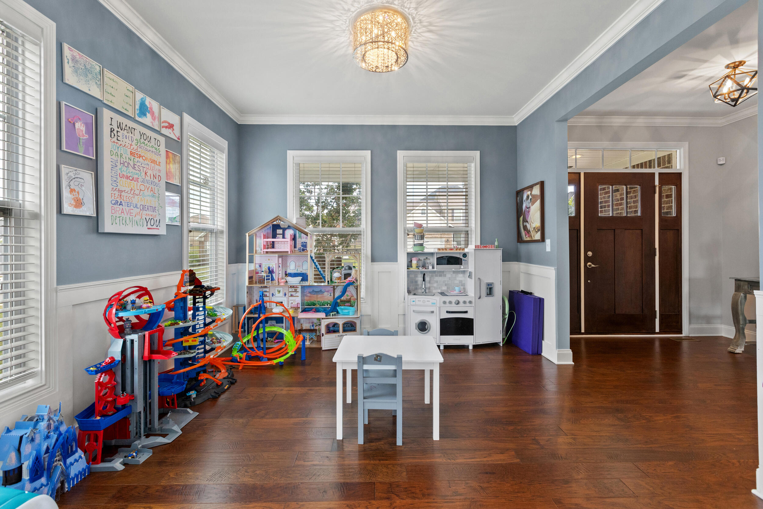 102 Silver Springs Way