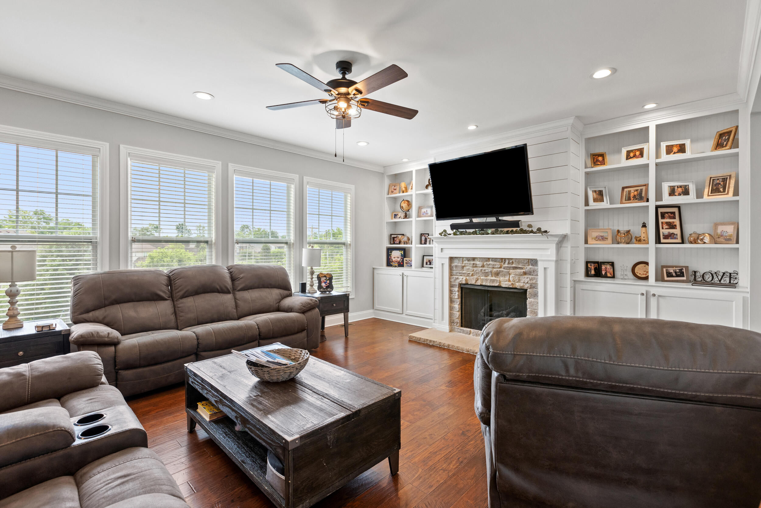 102 Silver Springs Way