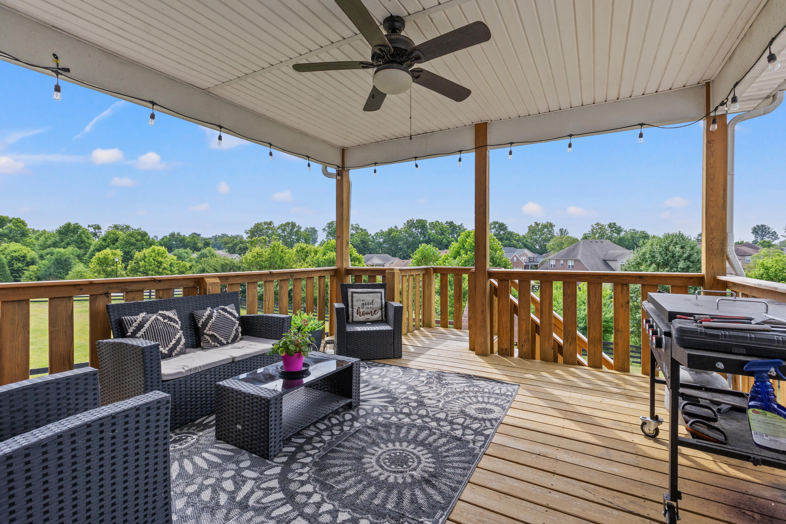 102 Silver Springs Way