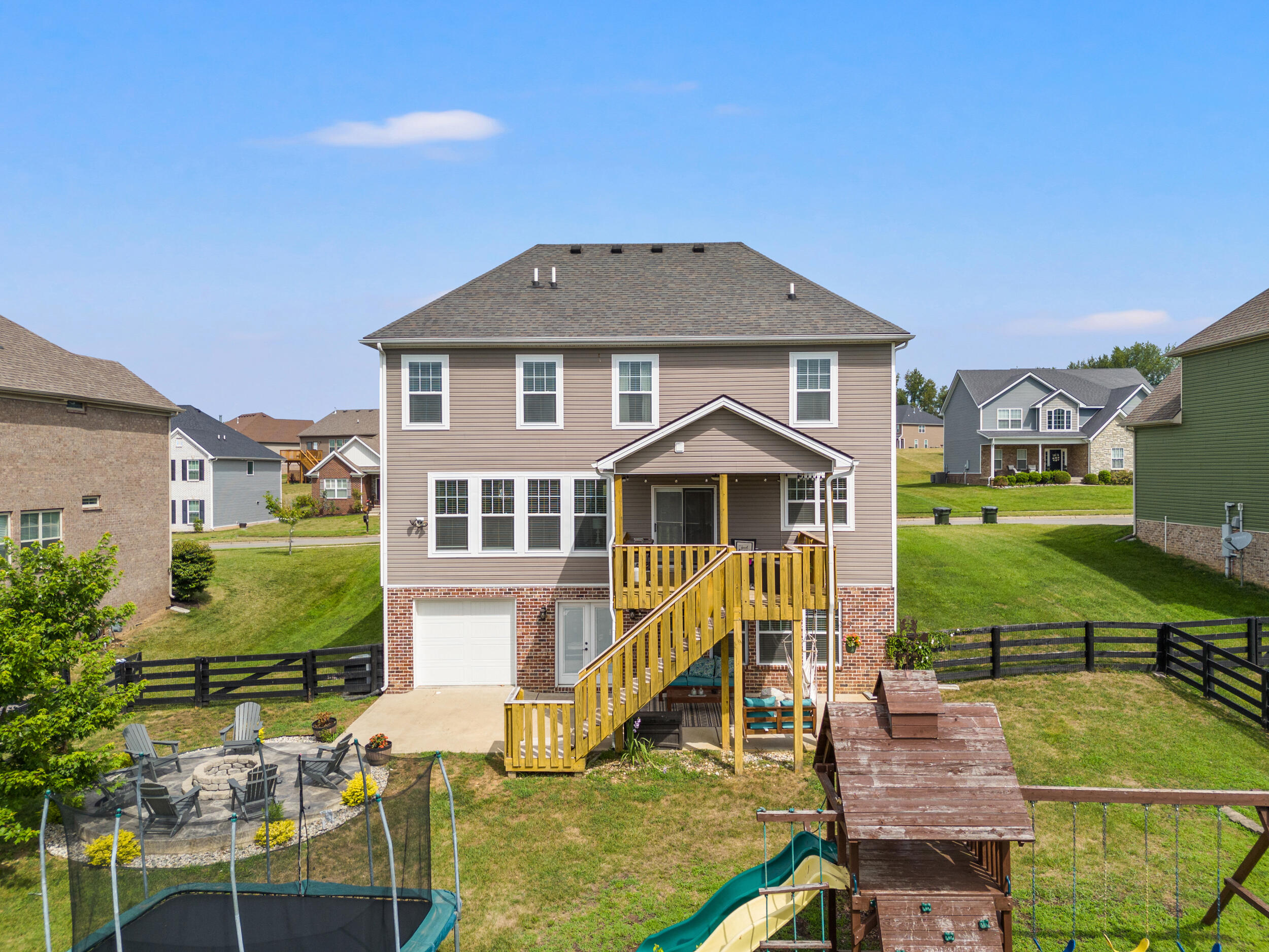 102 Silver Springs Way