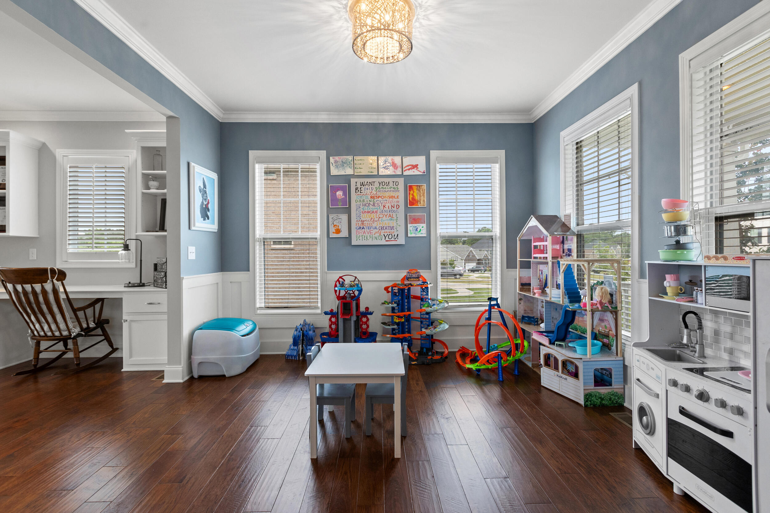 102 Silver Springs Way