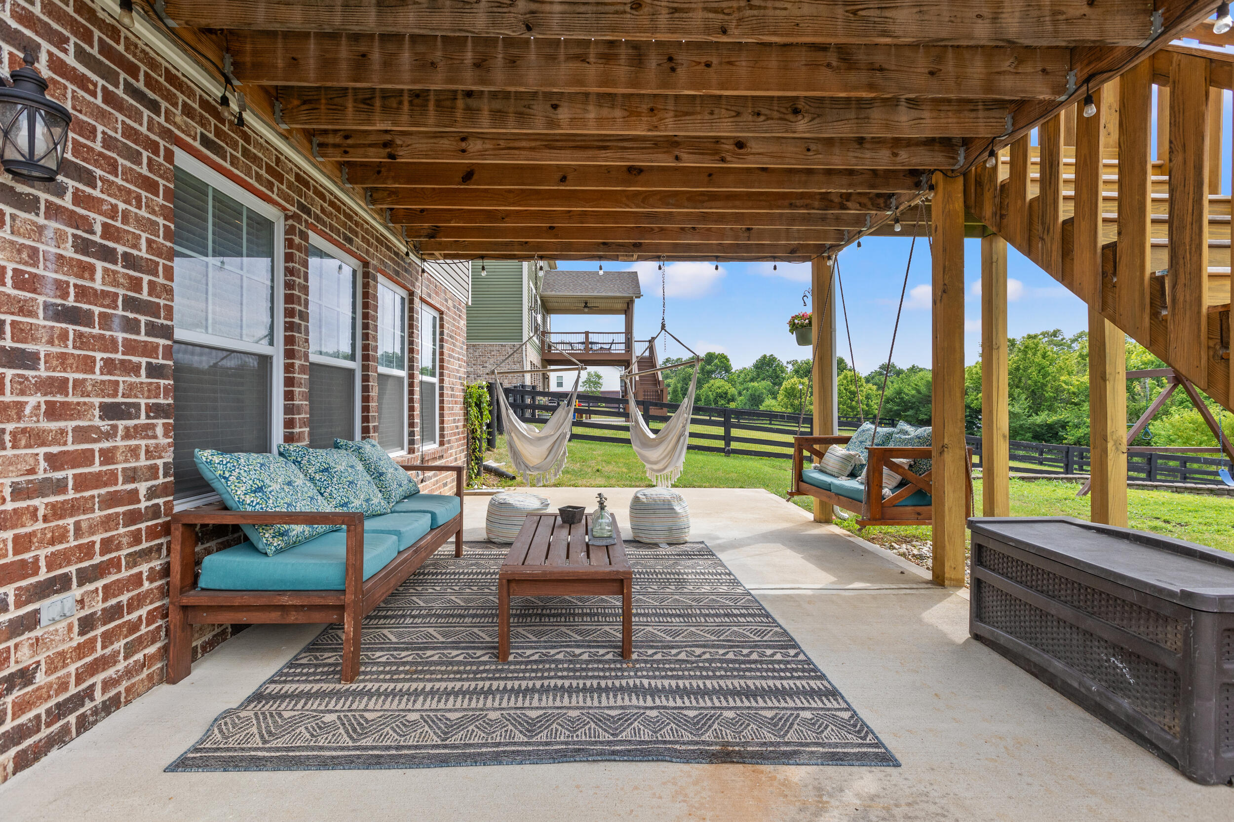 102 Silver Springs Way