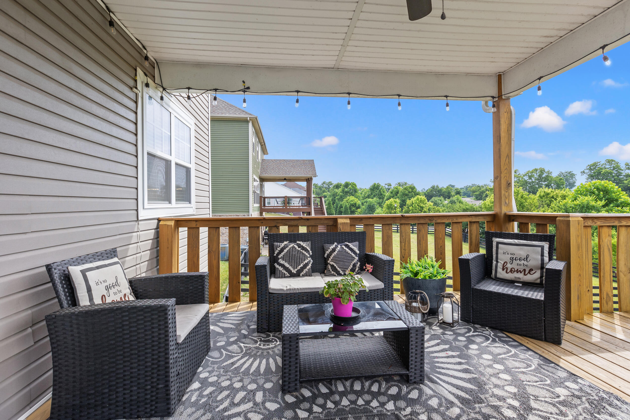 102 Silver Springs Way