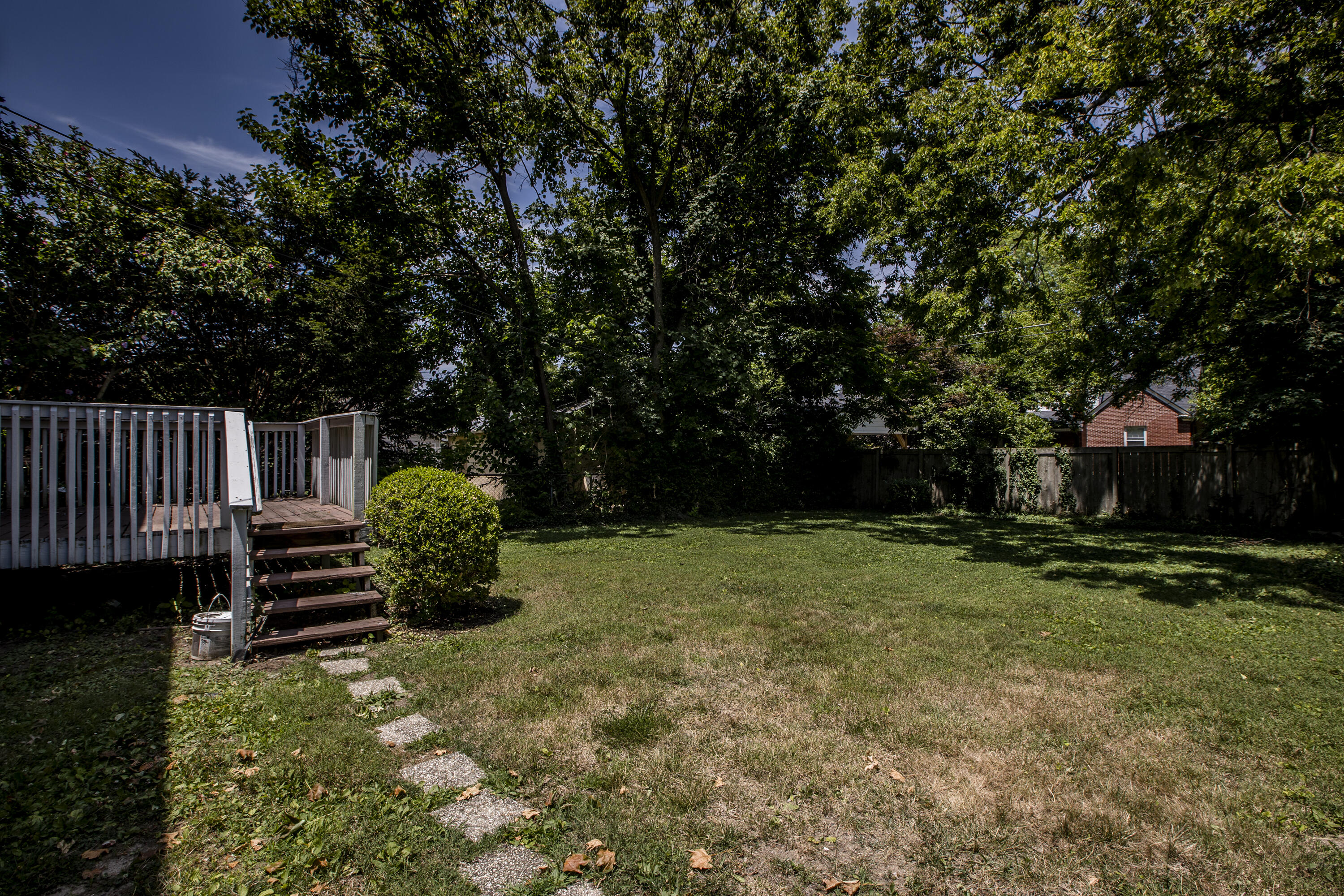 215-217 Arcadia Park