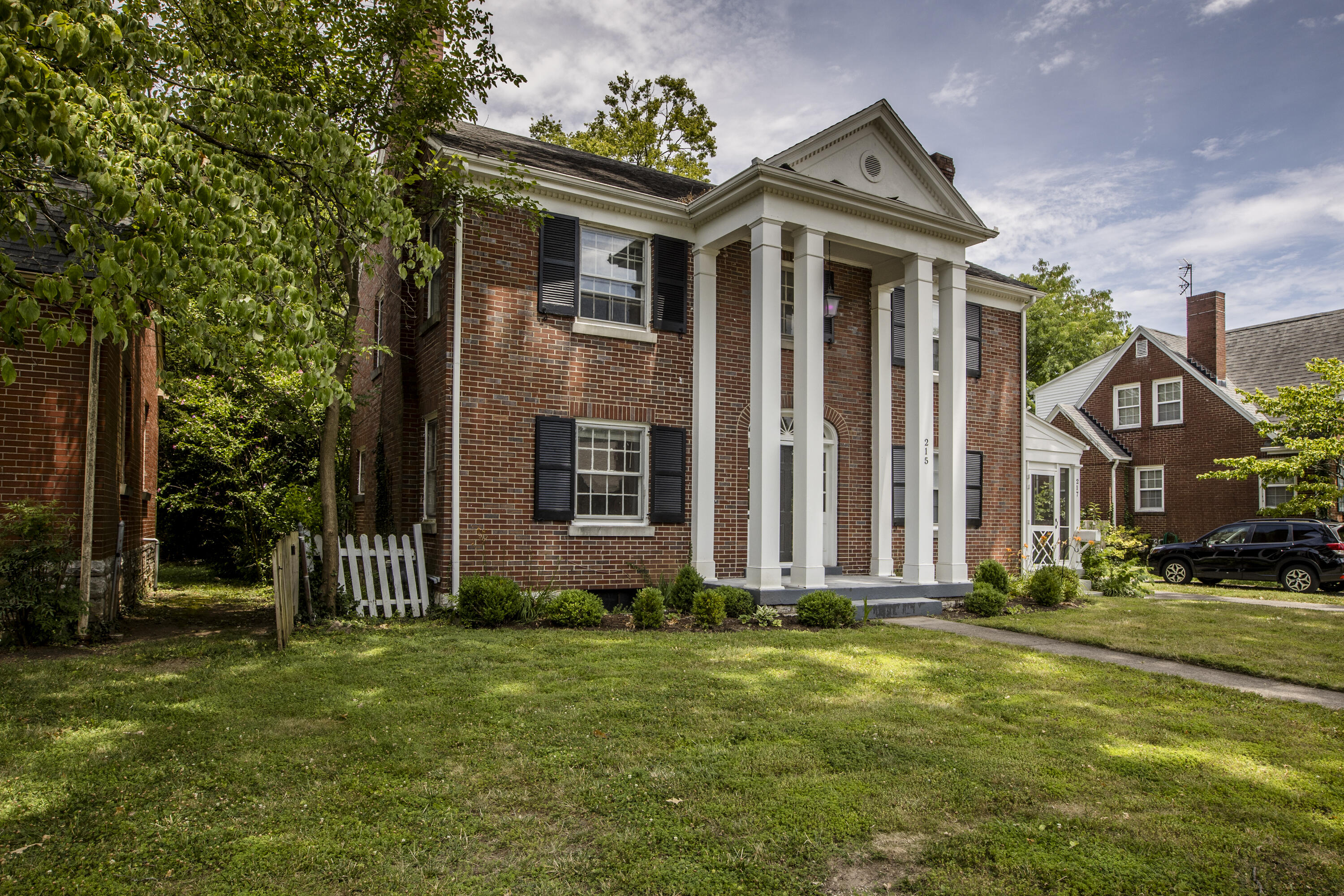 215-217 Arcadia Park