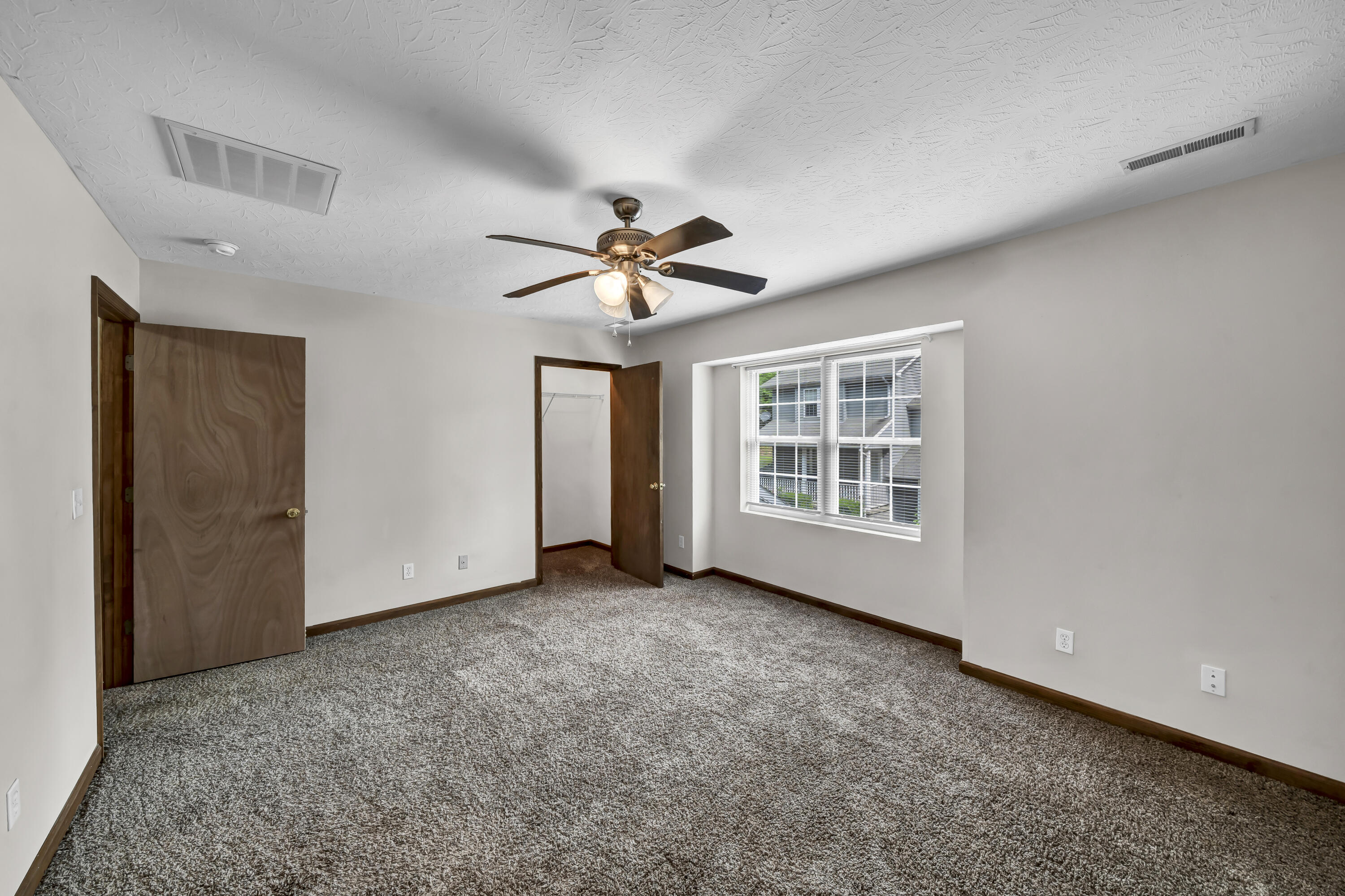 340 Hyatt Lane Unit: A,B,C,D