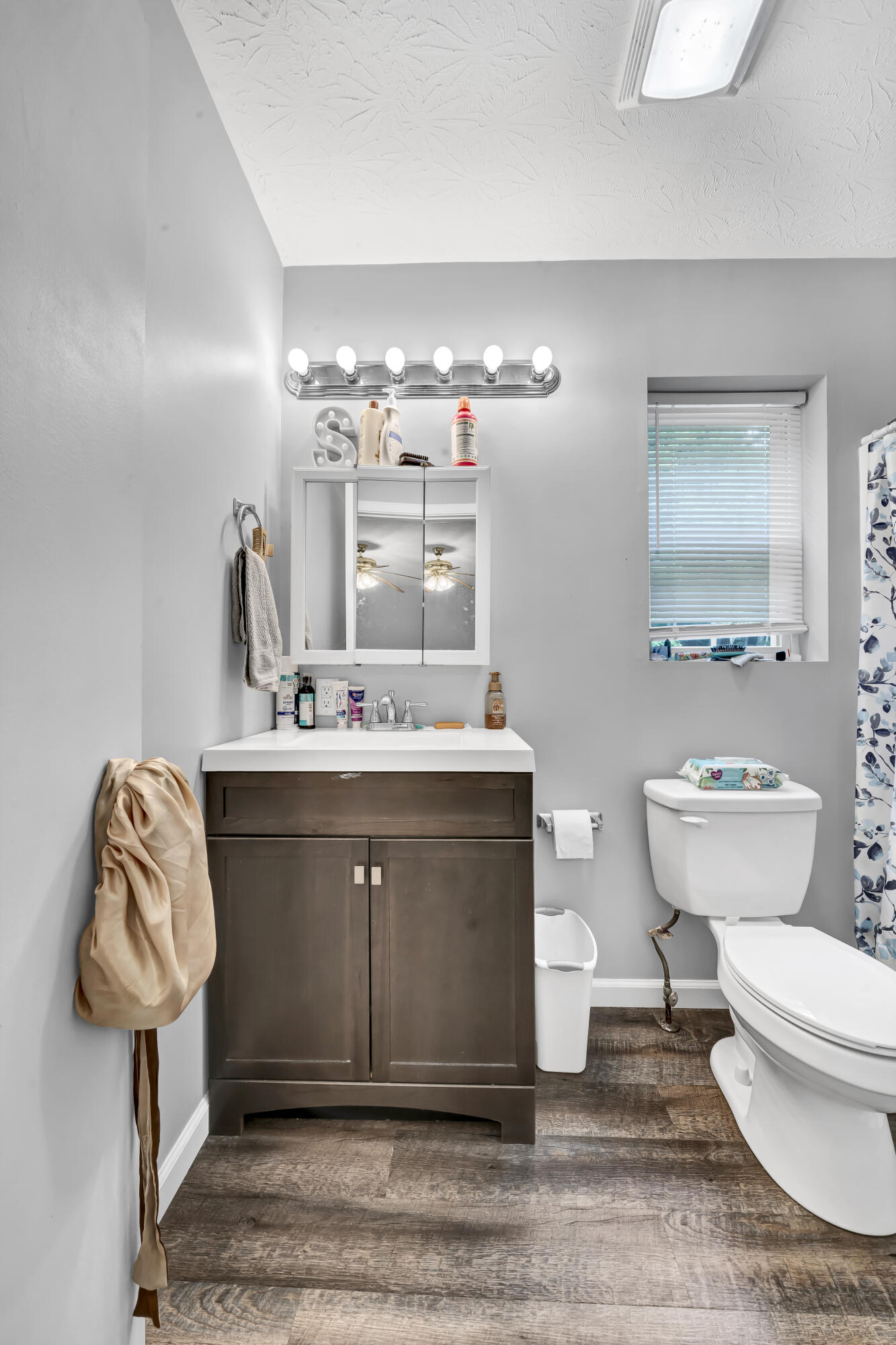 340 Hyatt Lane Unit: A,B,C,D