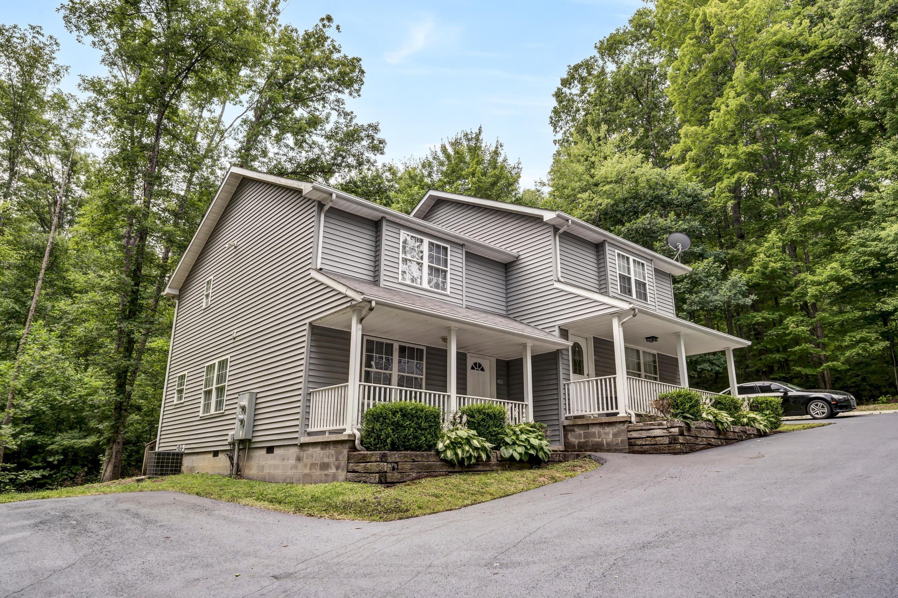 340 Hyatt Lane Unit: A,B,C,D