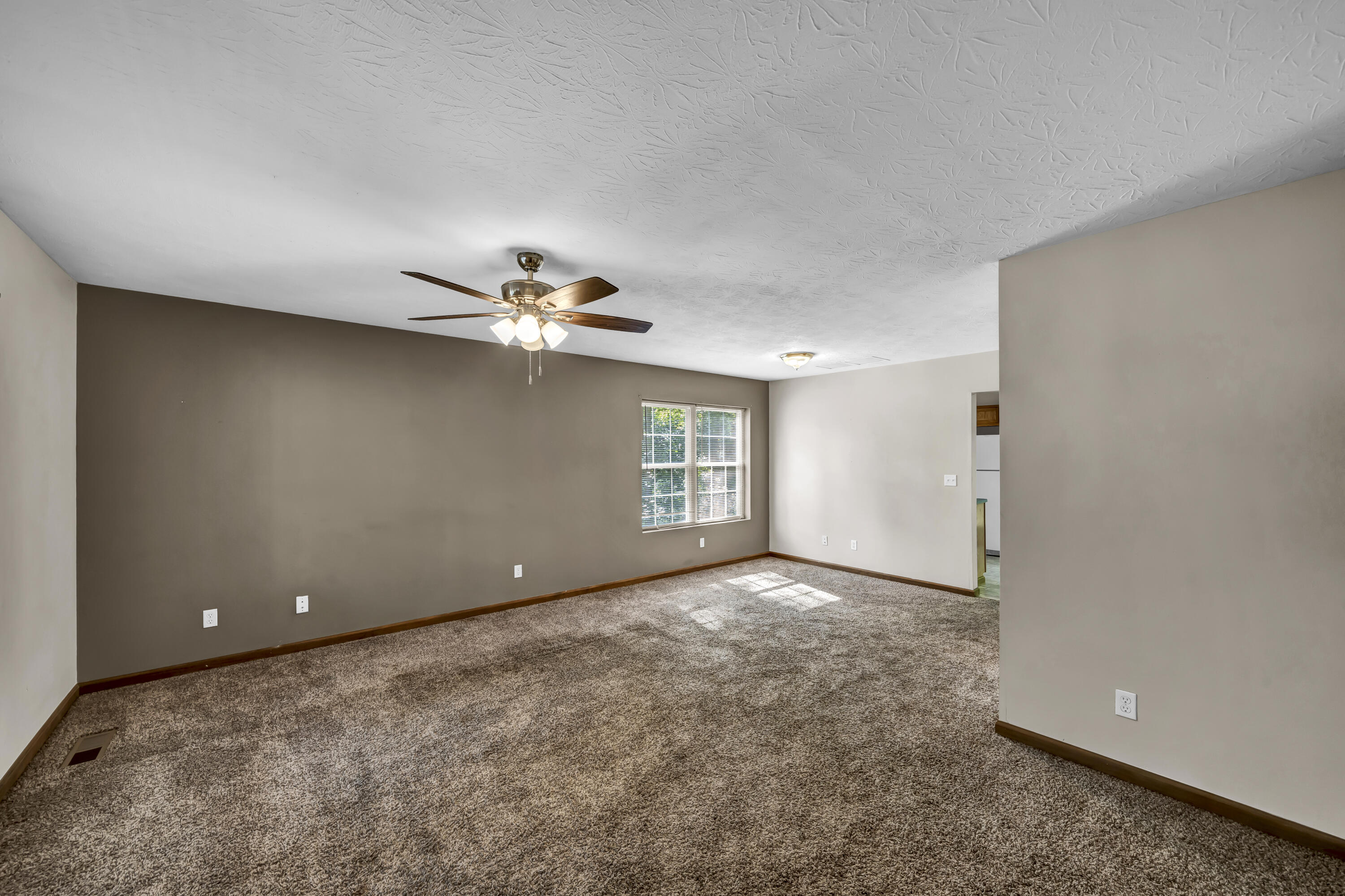 340 Hyatt Lane Unit: A,B,C,D