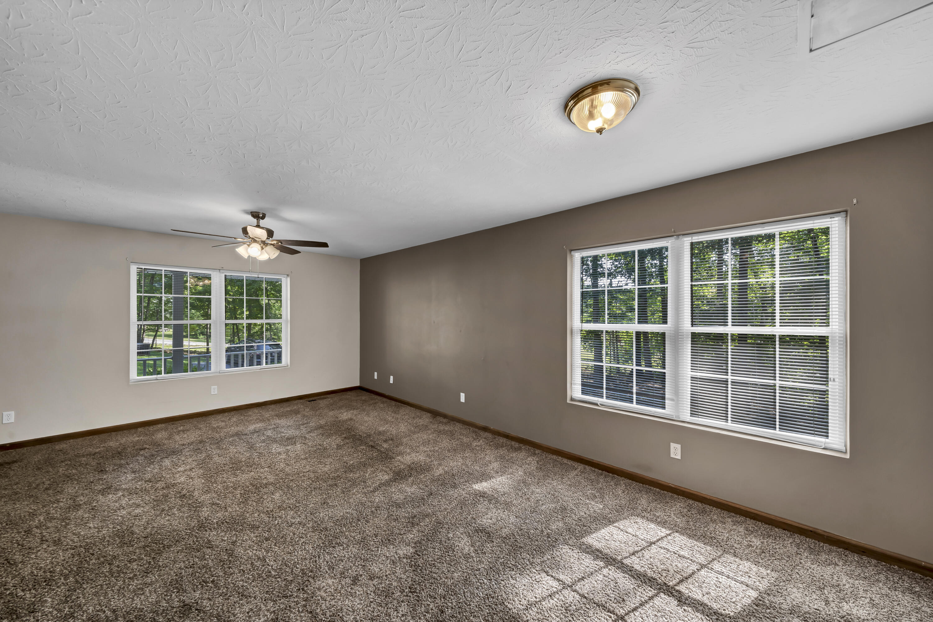 340 Hyatt Lane Unit: A,B,C,D