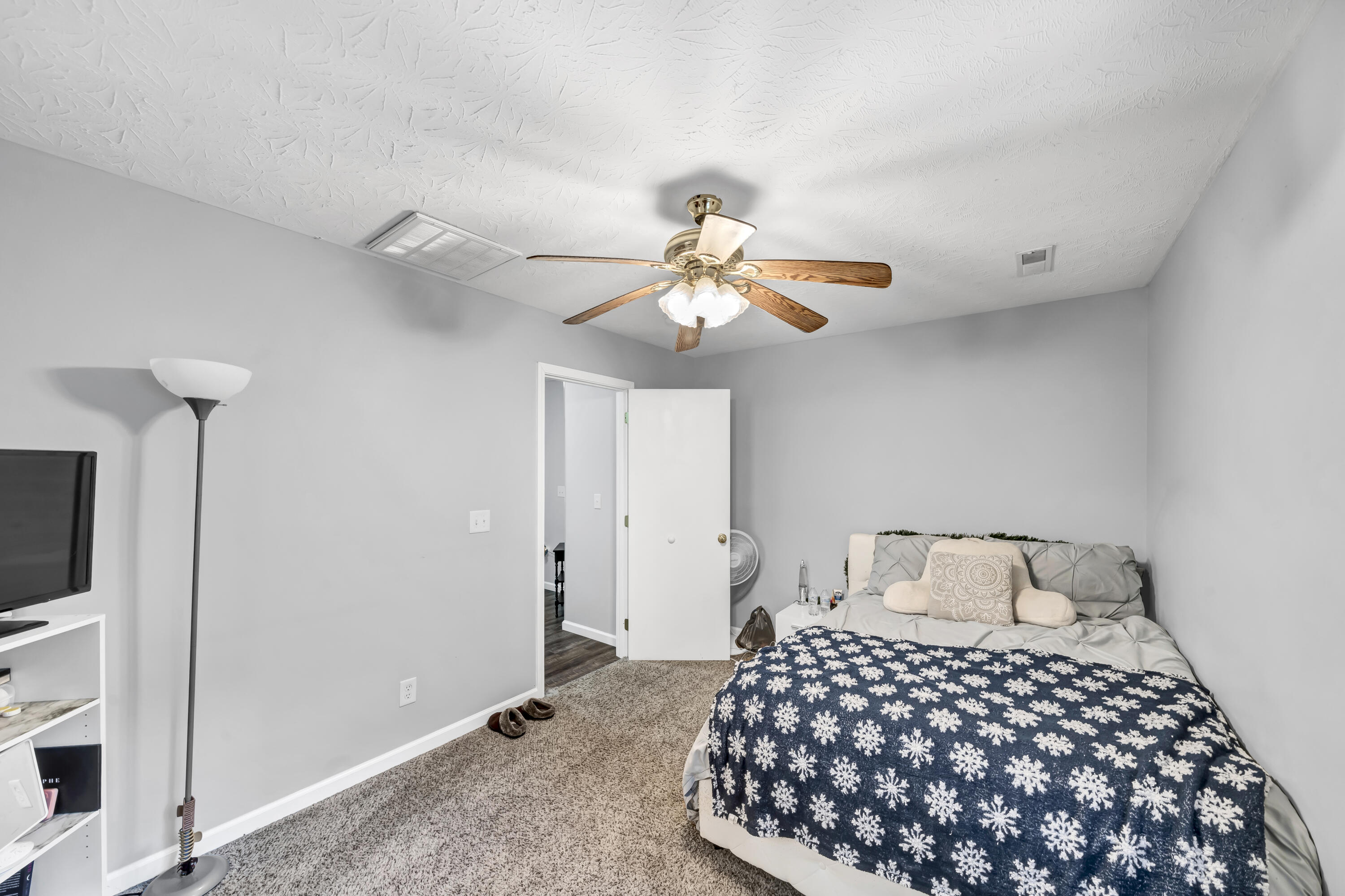 340 Hyatt Lane Unit: A,B,C,D