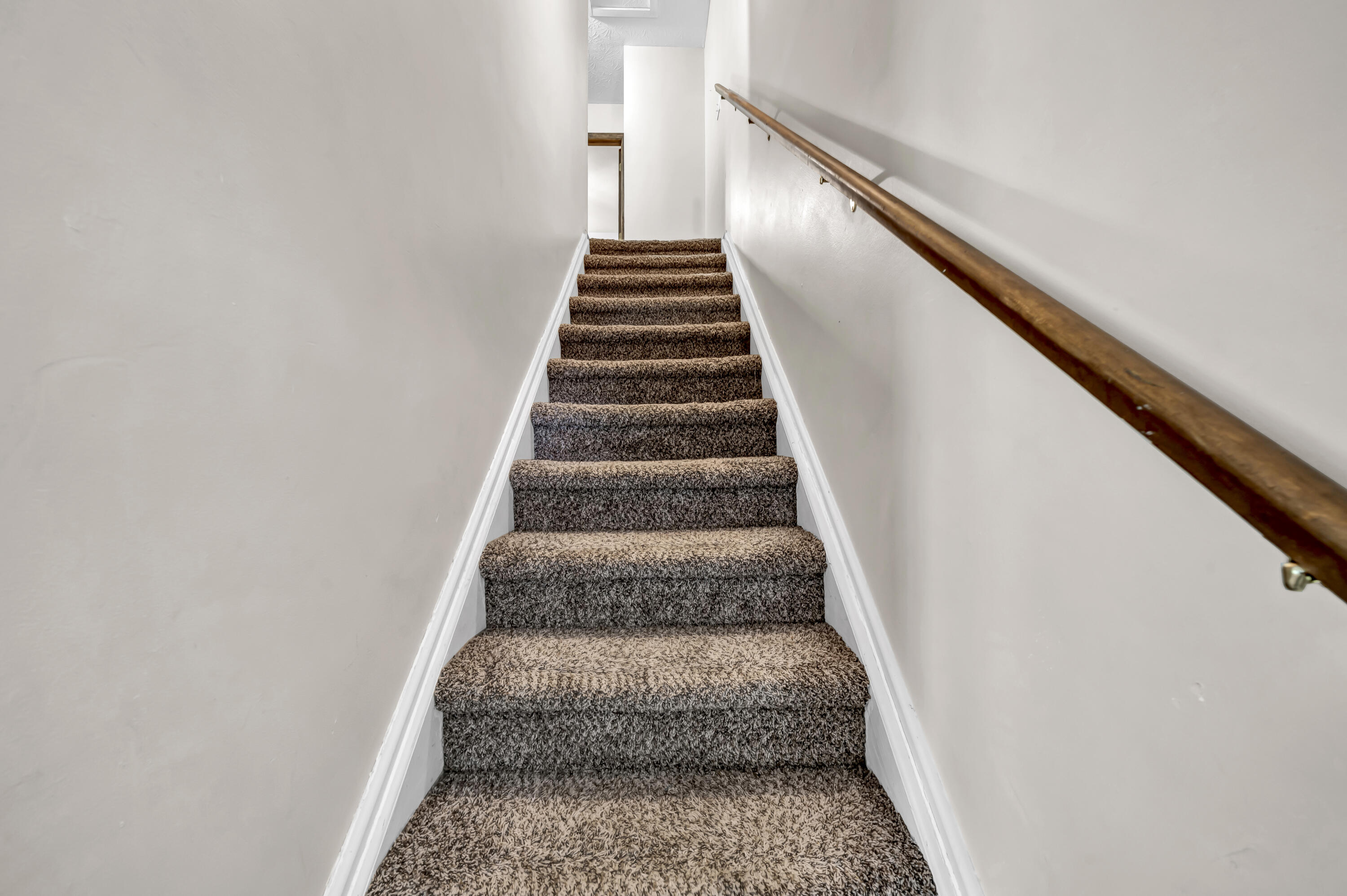 340 Hyatt Lane Unit: A,B,C,D