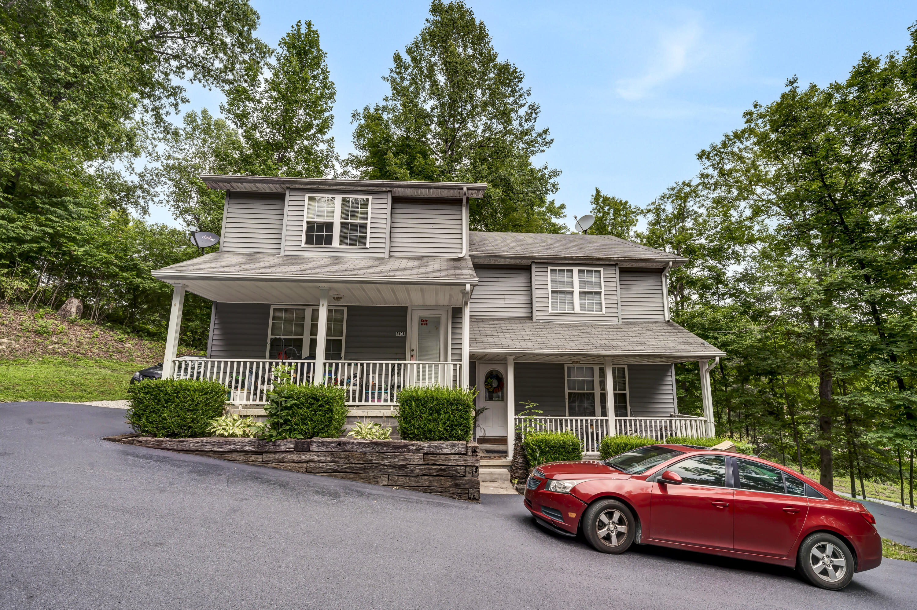 340 Hyatt Lane Unit: A,B,C,D