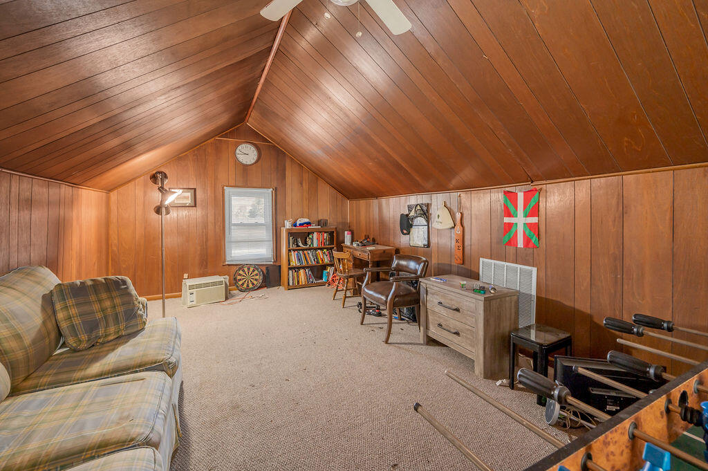 151 Wittland Lane
