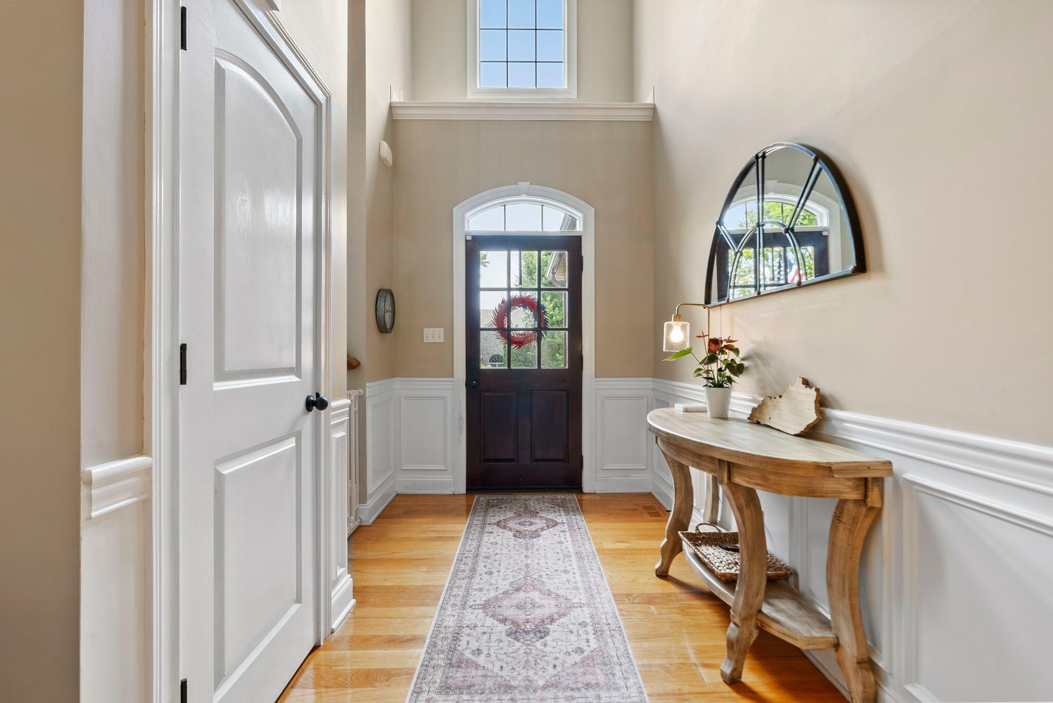 1004 Bay Colony Drive