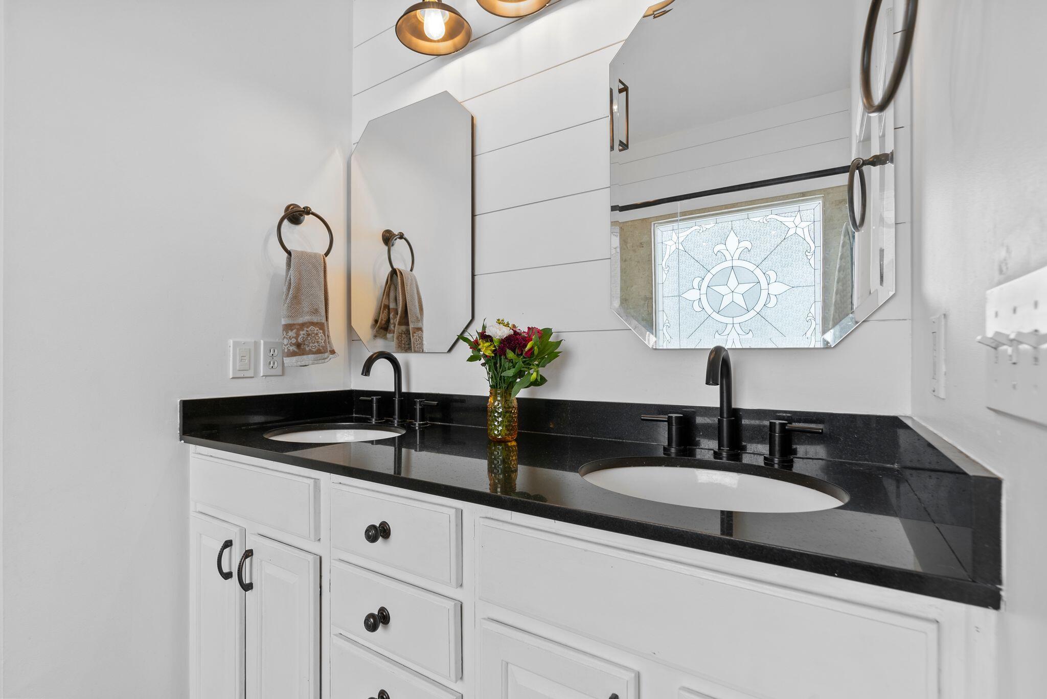 1004 Bay Colony Drive