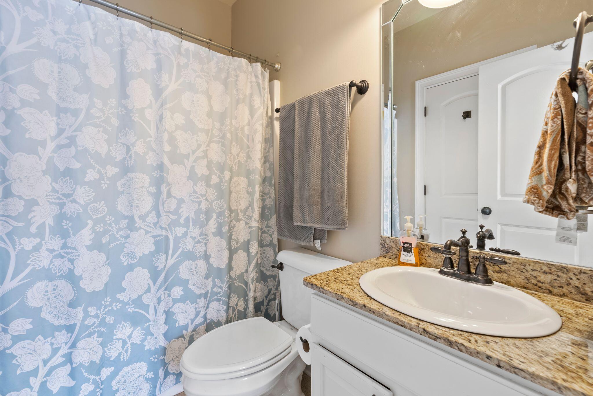 1004 Bay Colony Drive