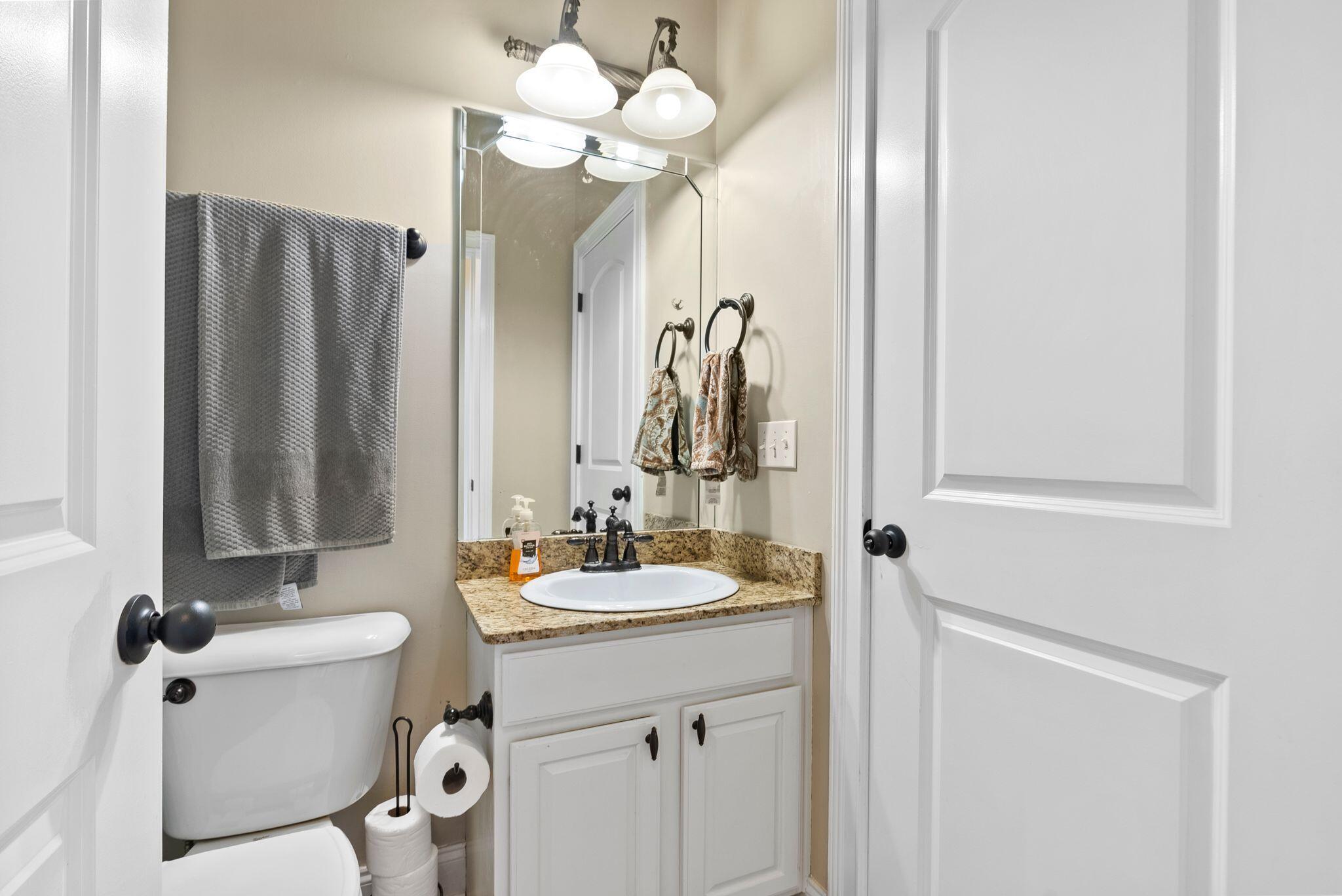 1004 Bay Colony Drive