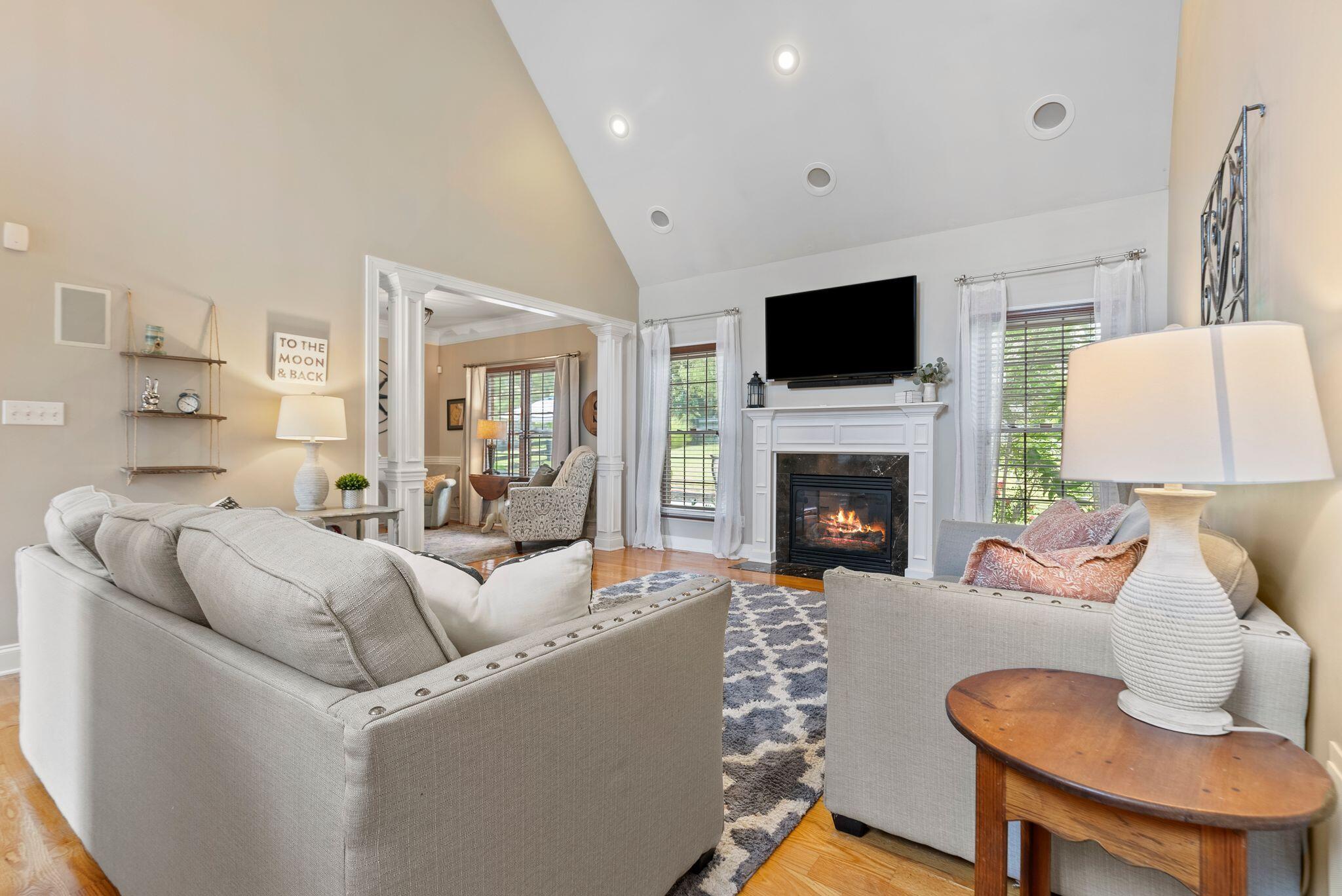 1004 Bay Colony Drive