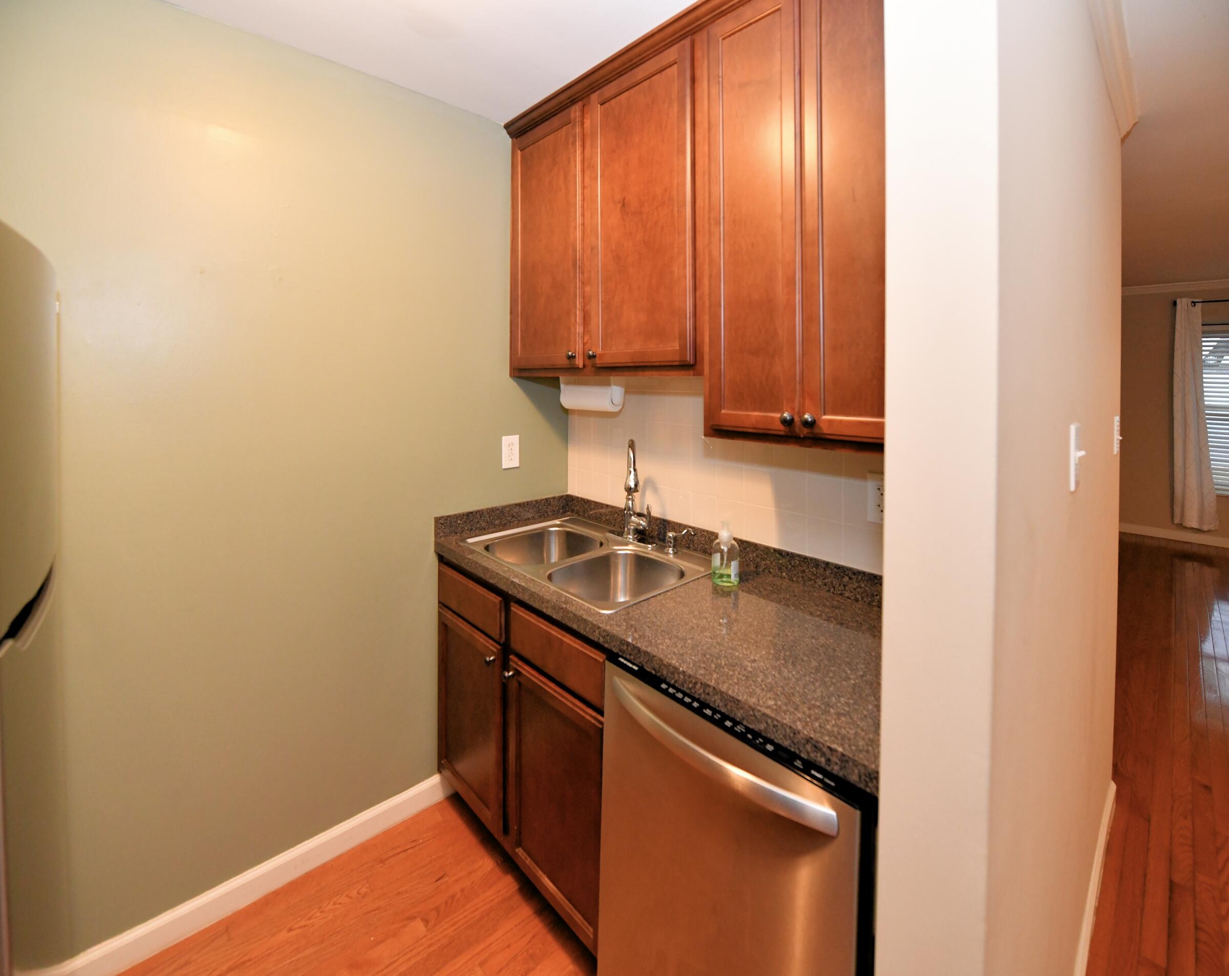 125 Forest Avenue Unit: 3103