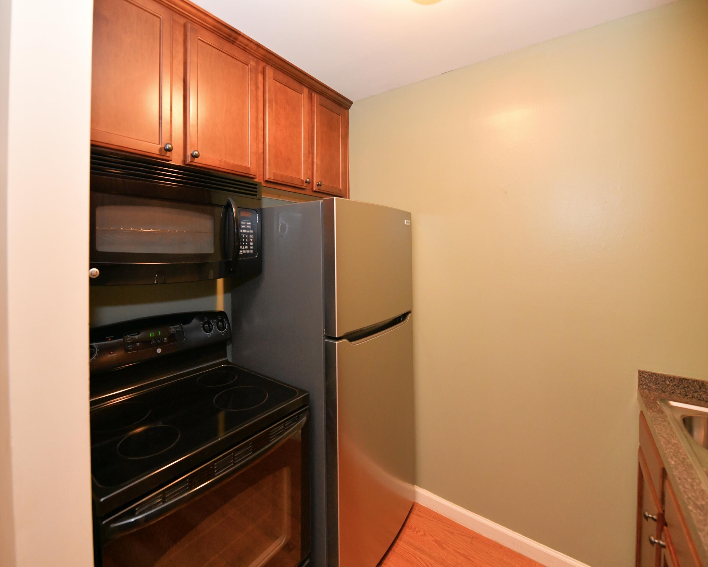 125 Forest Avenue Unit: 3103