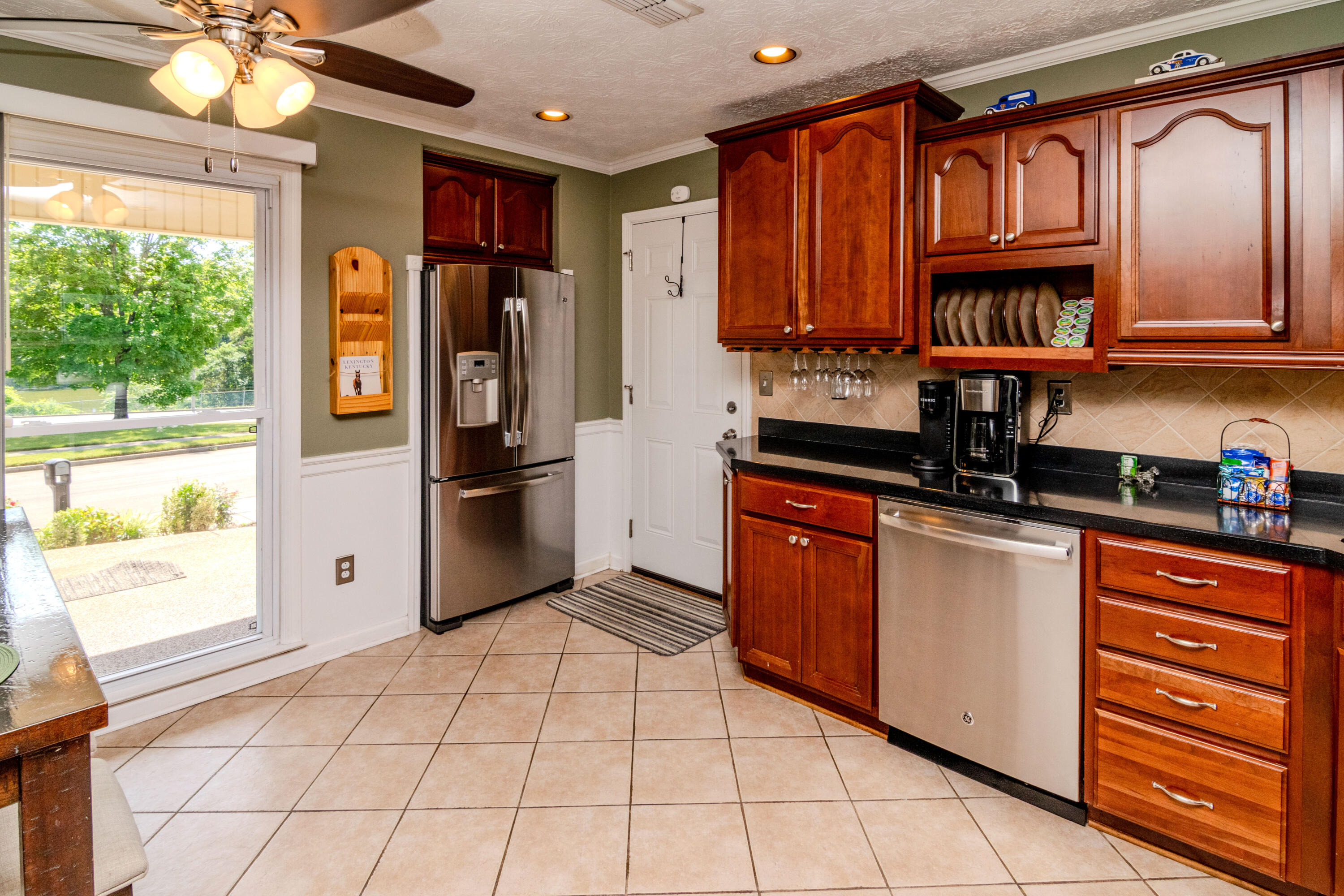 3384 Cove Lake Drive