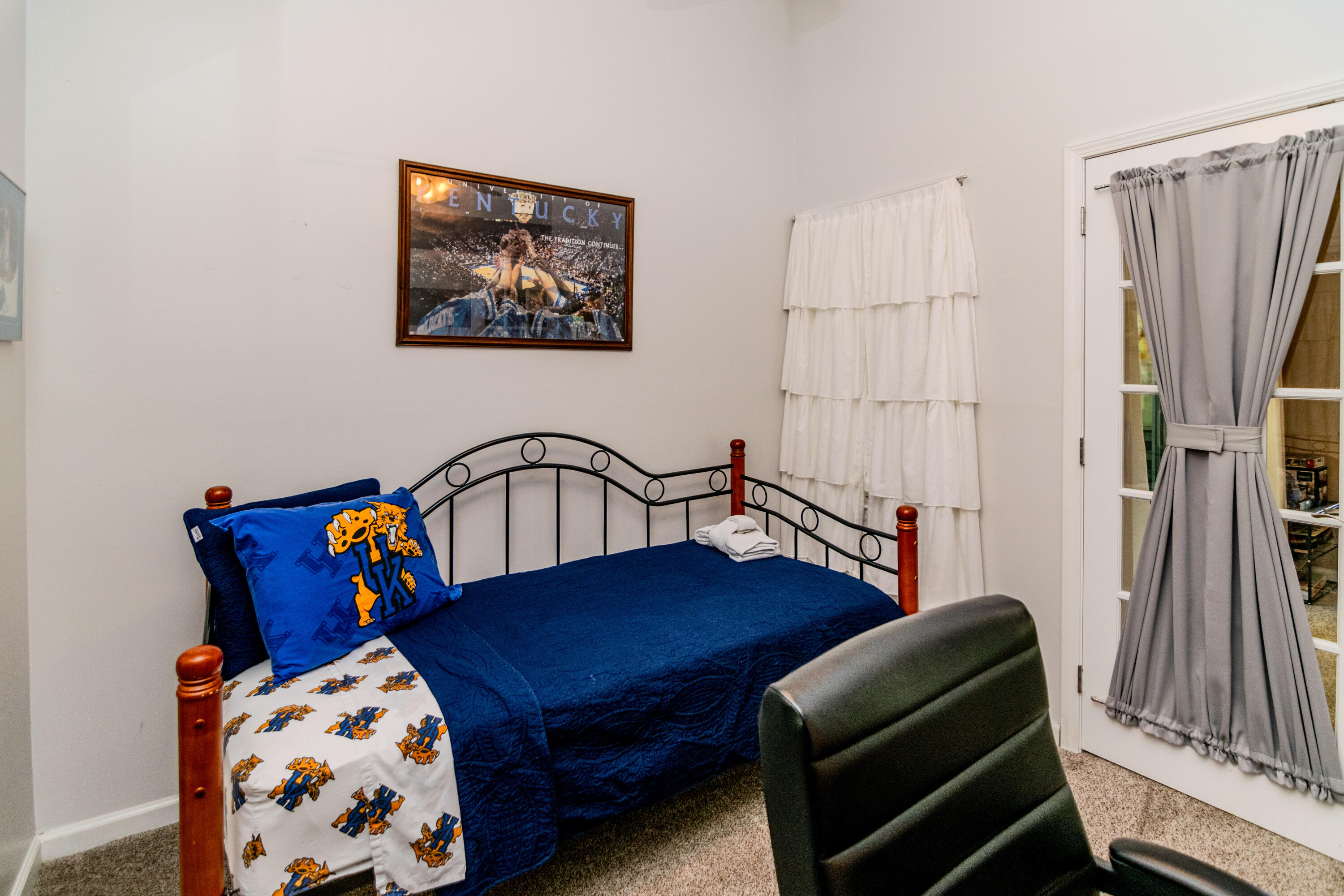 3384 Cove Lake Drive