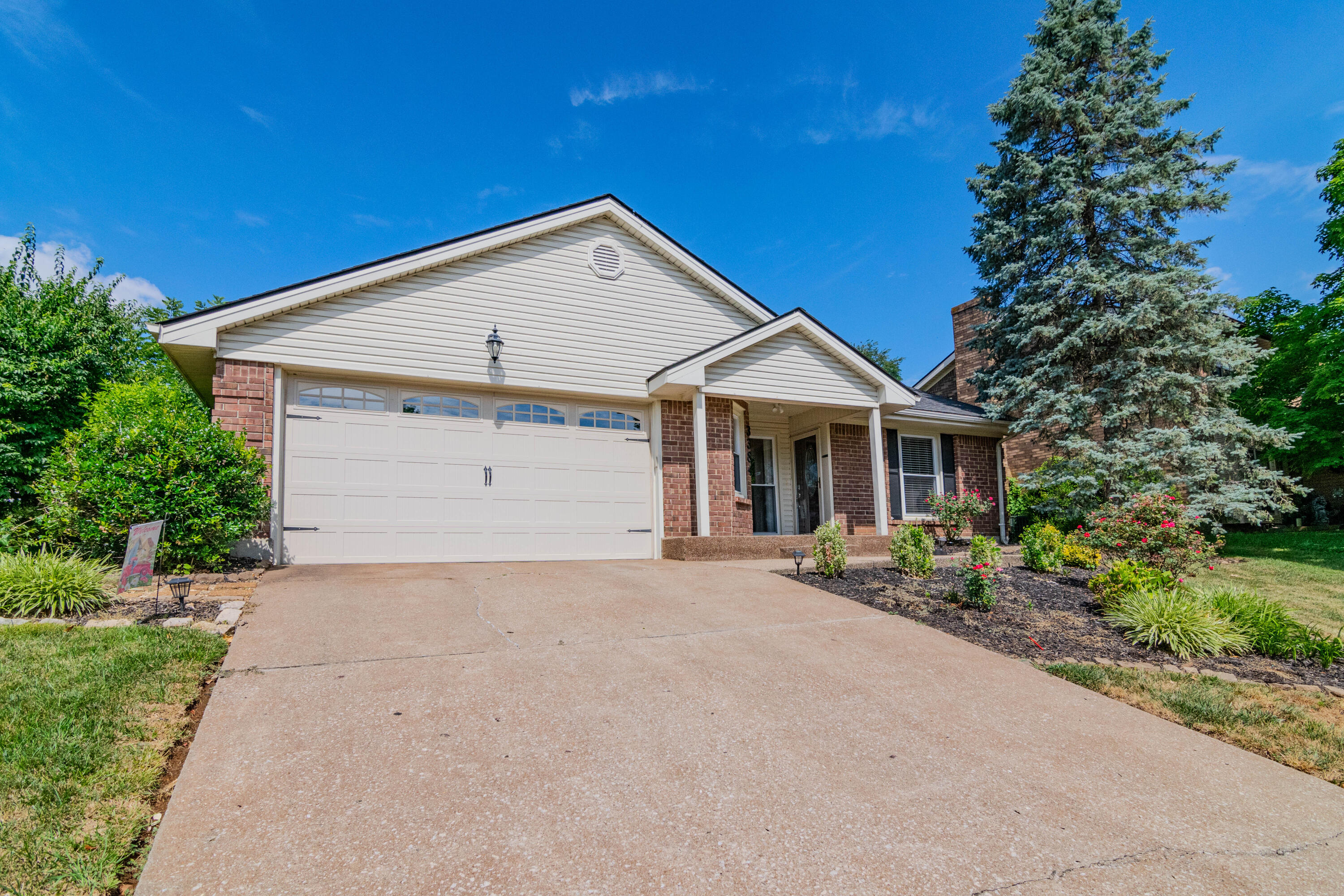 3384 Cove Lake Drive