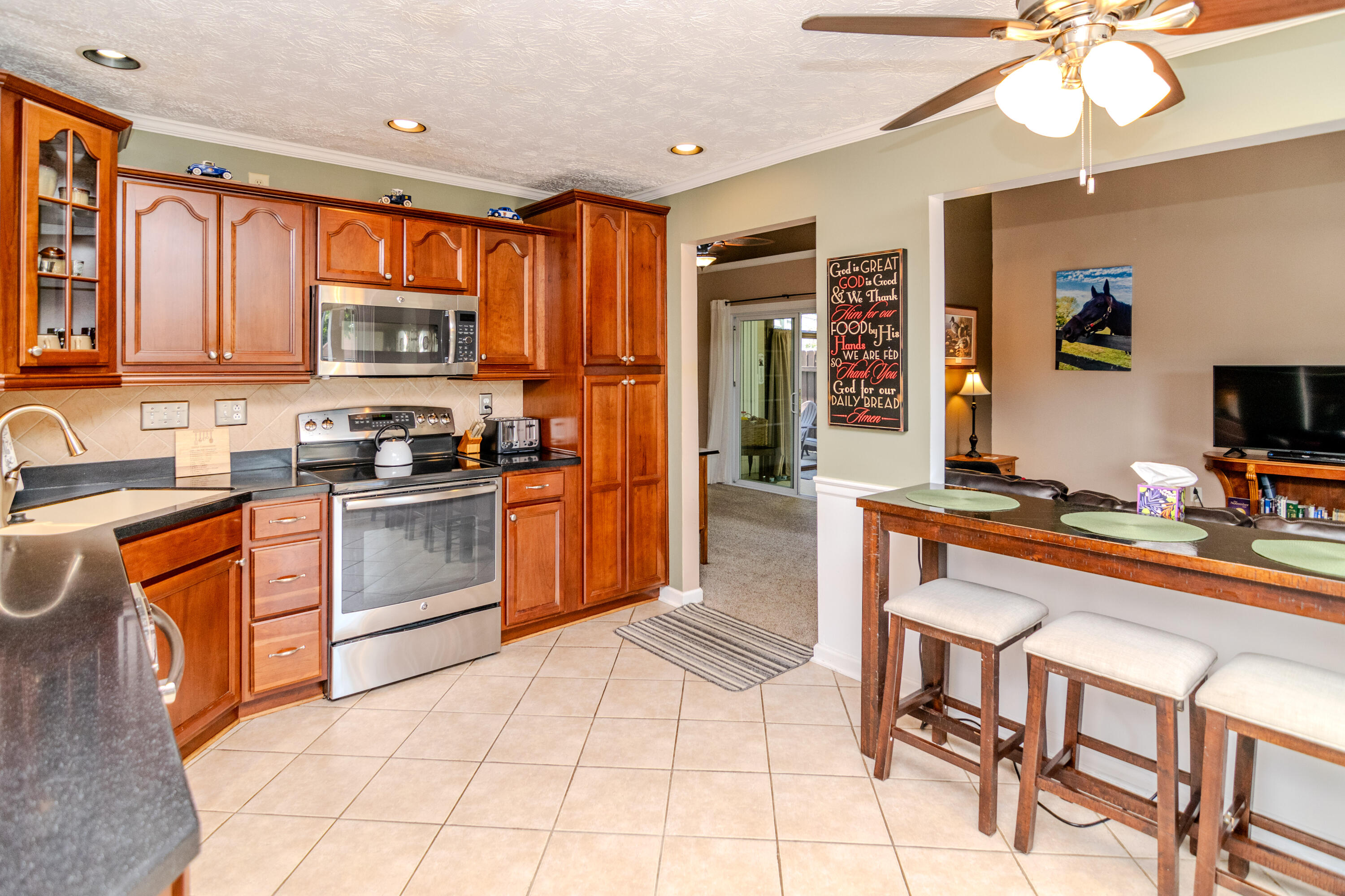 3384 Cove Lake Drive