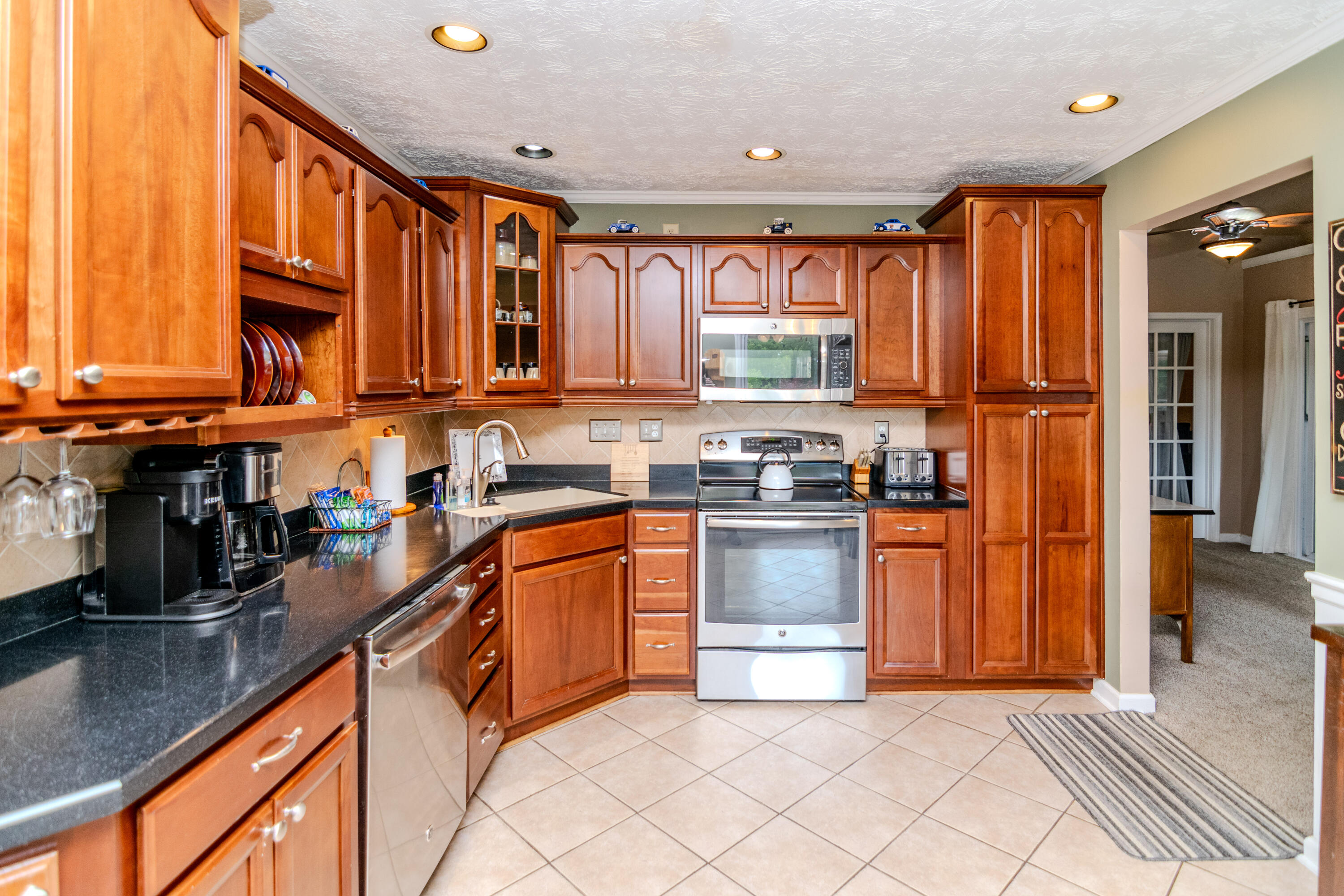 3384 Cove Lake Drive