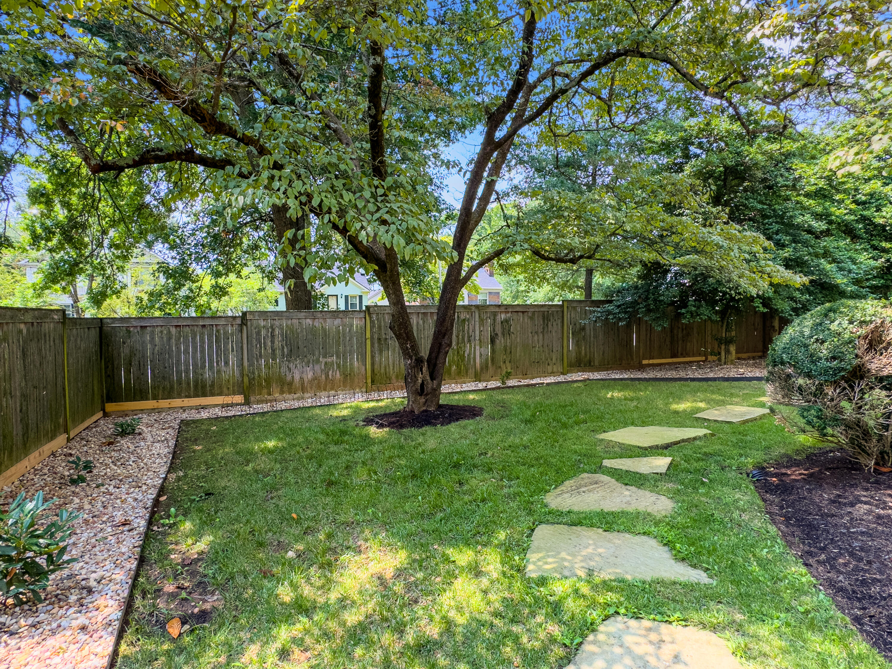 377 Colony Boulevard