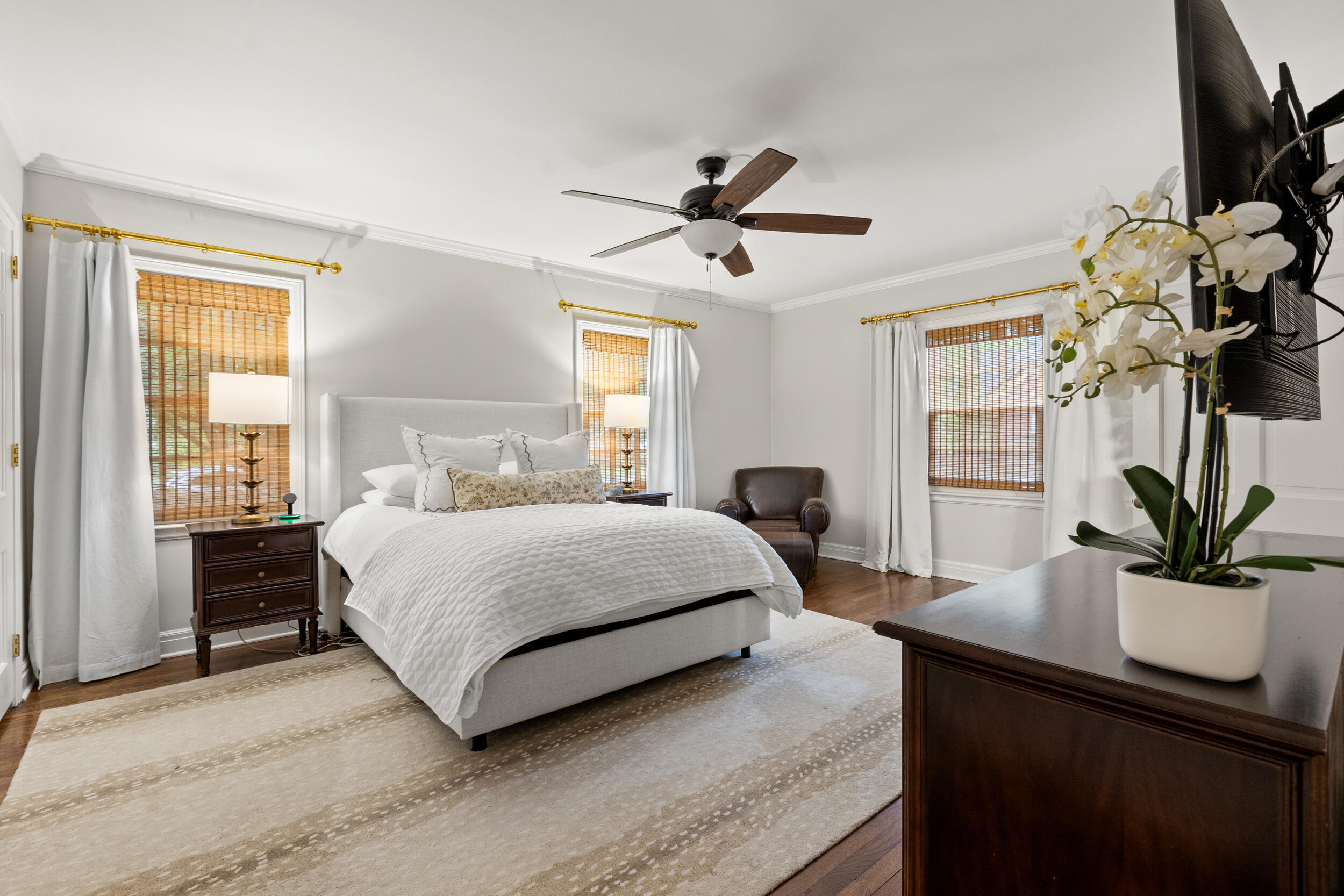 377 Colony Boulevard