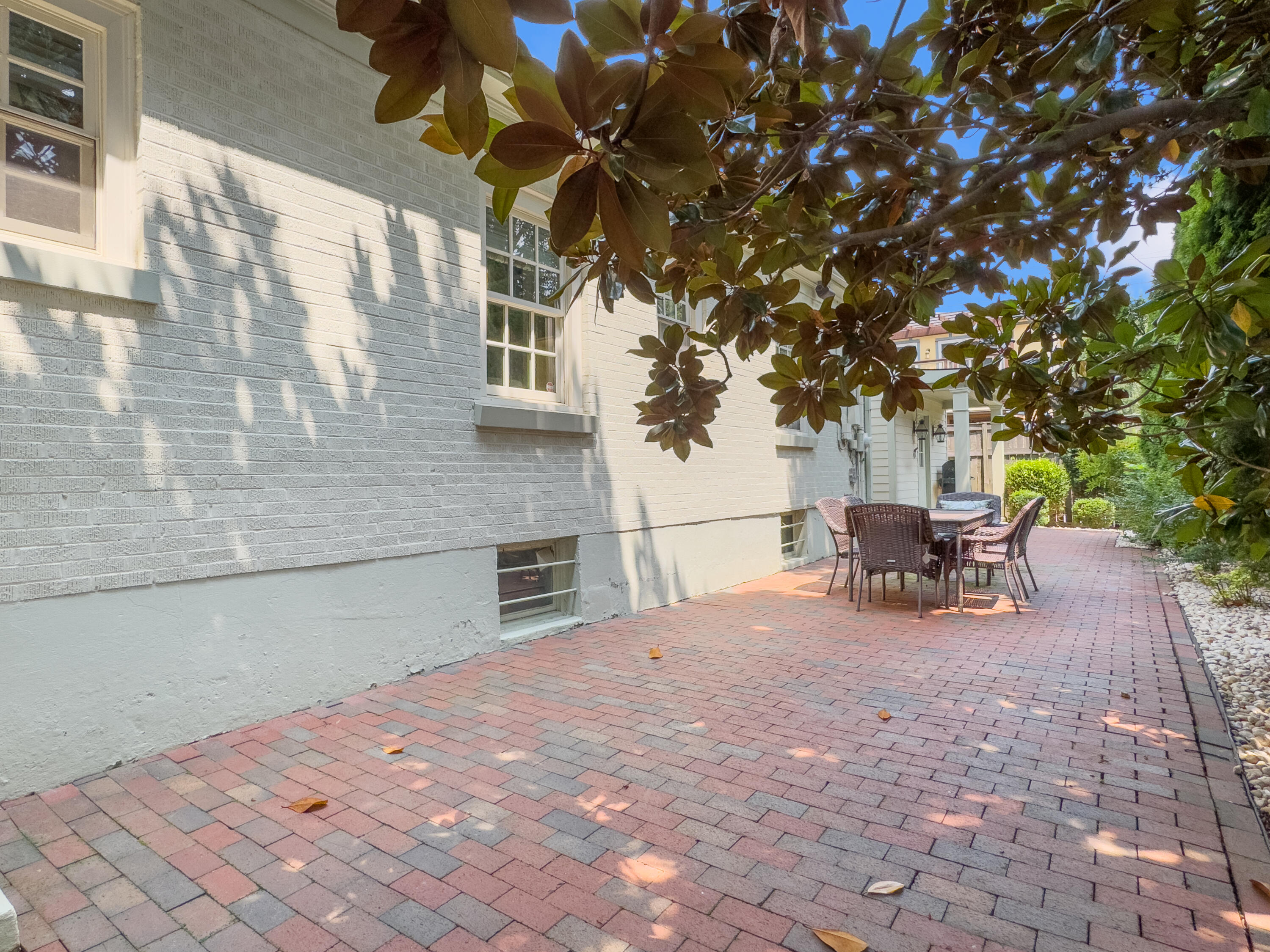 377 Colony Boulevard