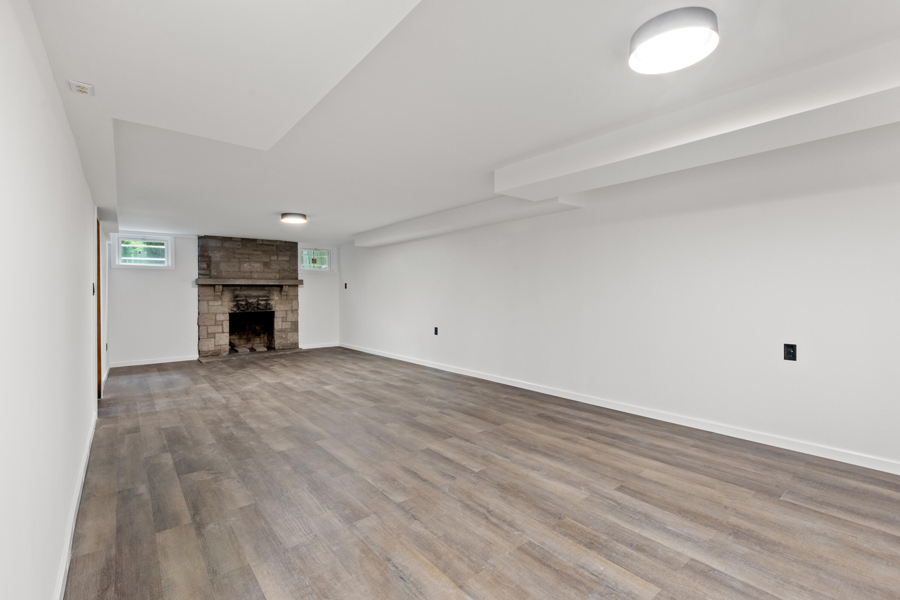 377 Colony Boulevard