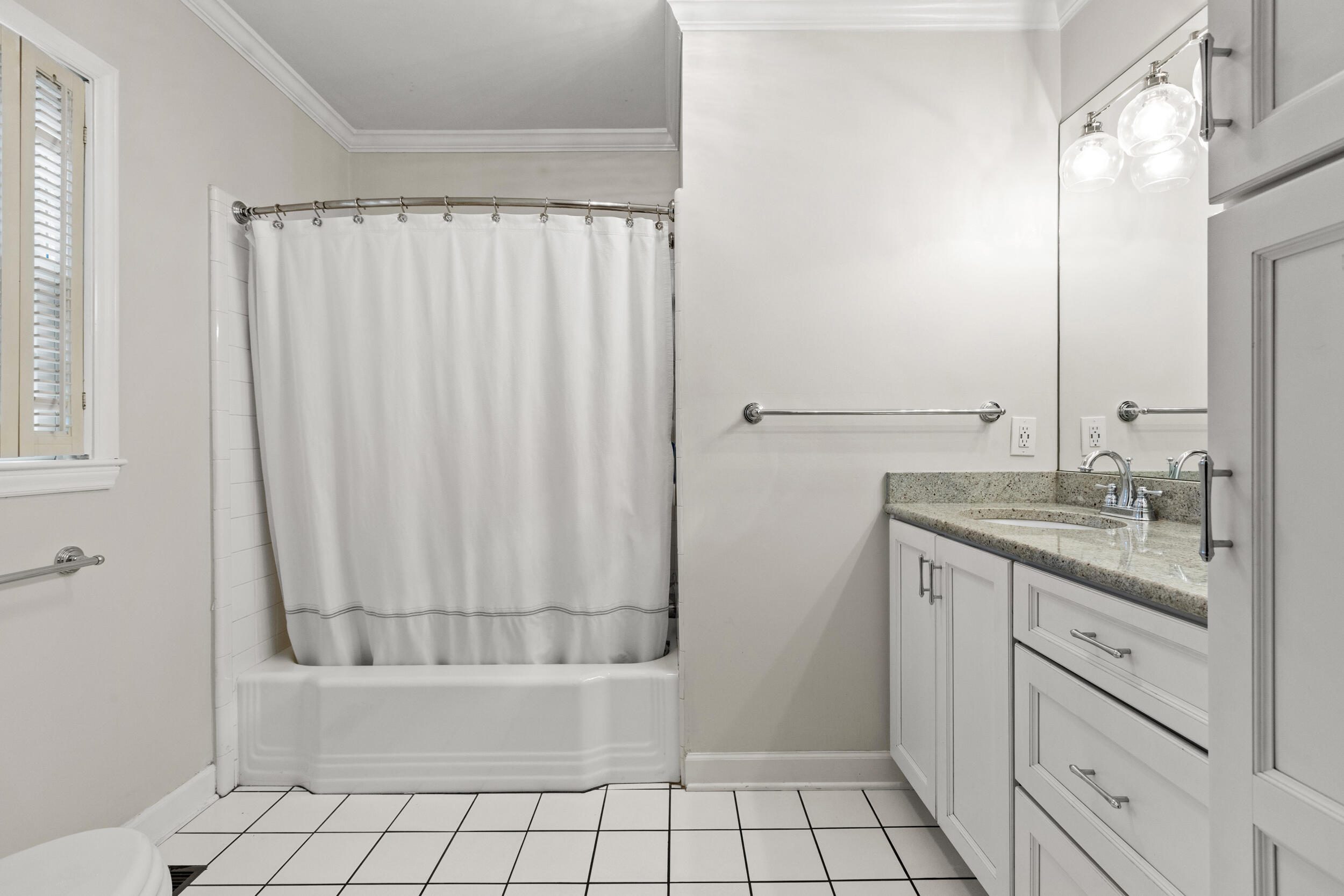 377 Colony Boulevard