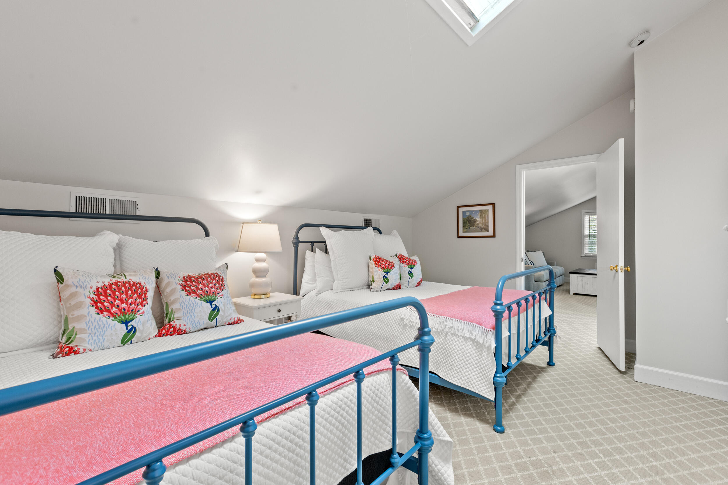 377 Colony Boulevard