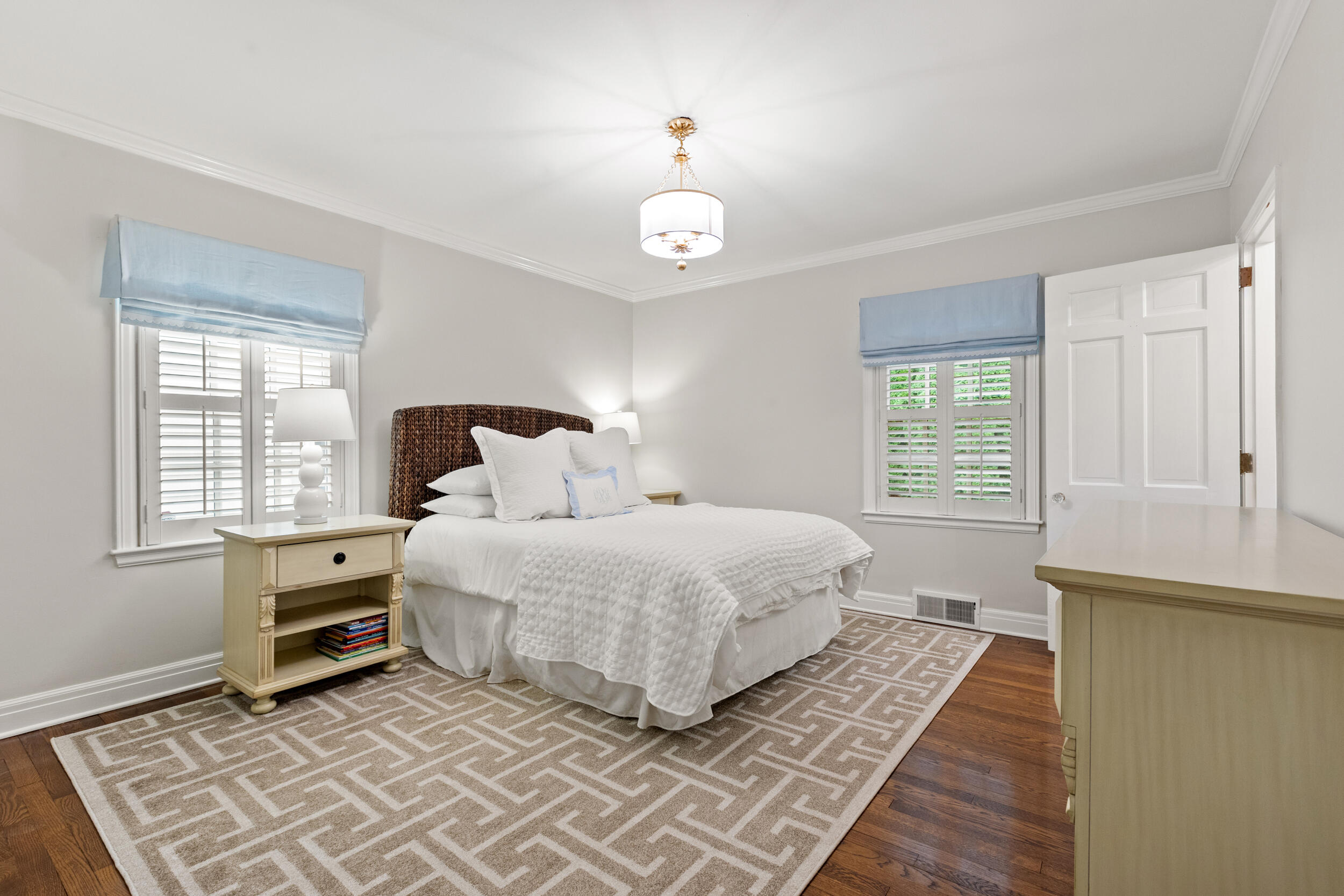 377 Colony Boulevard