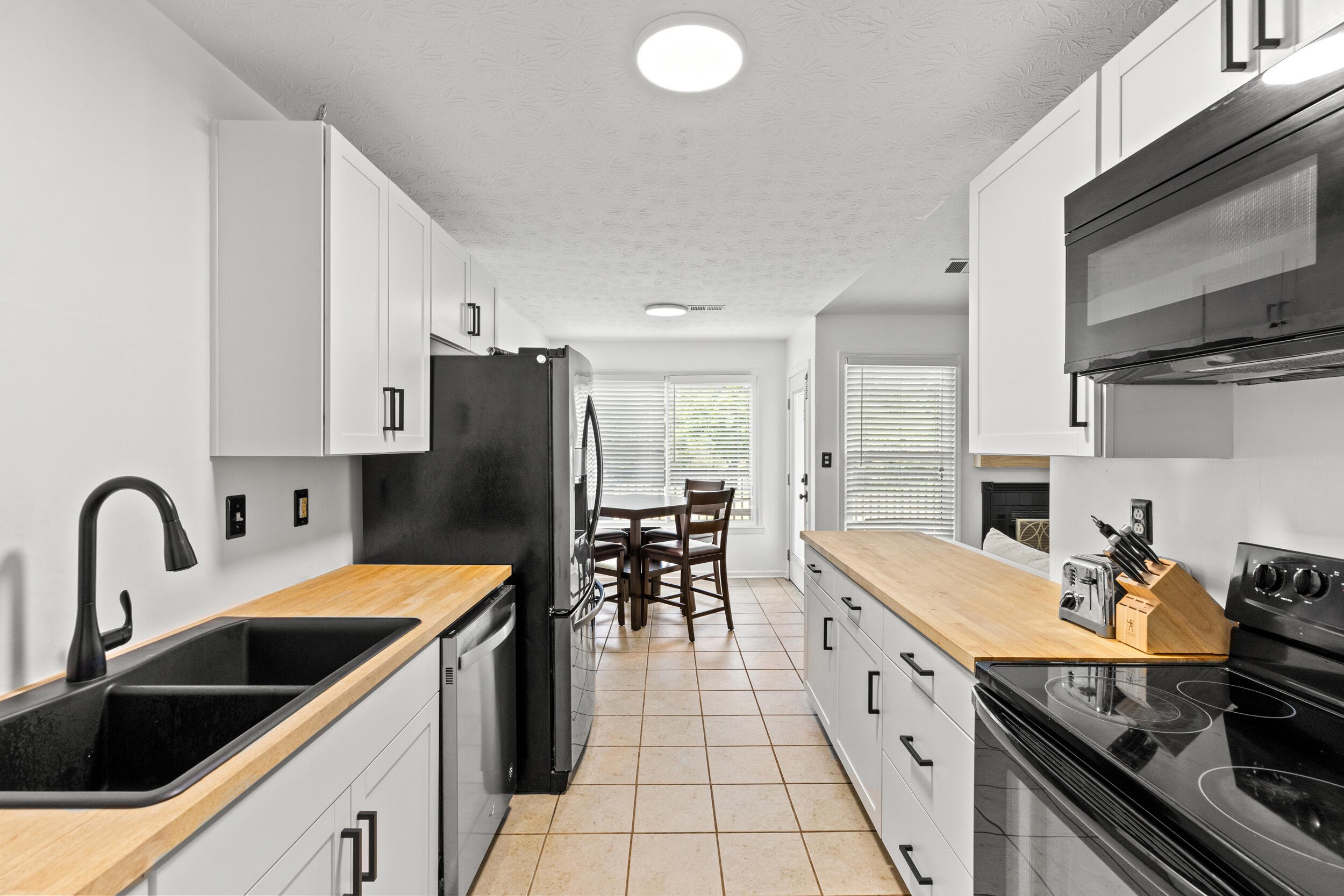 2521 Ashbrooke Drive