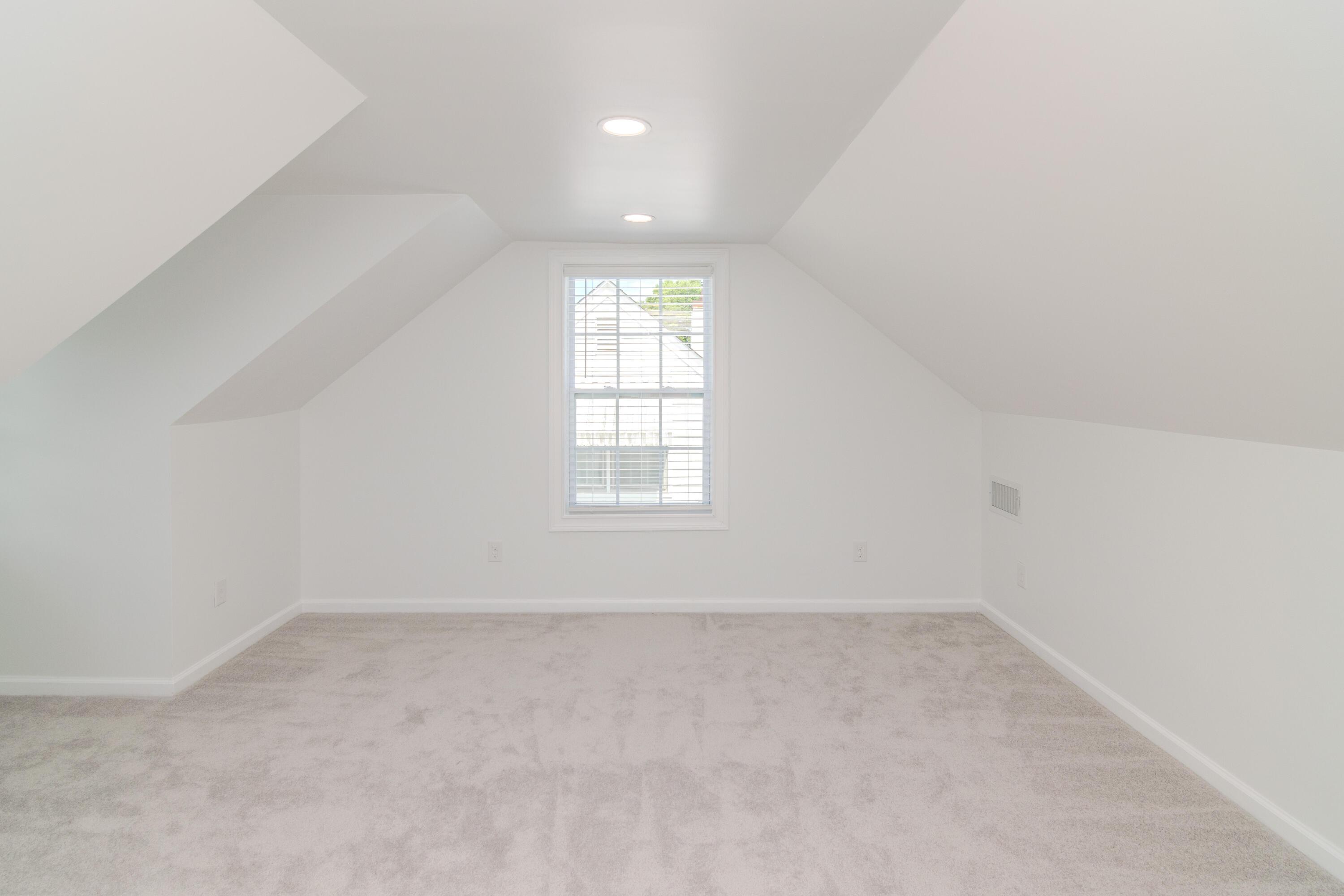 1031 Highland Park Drive