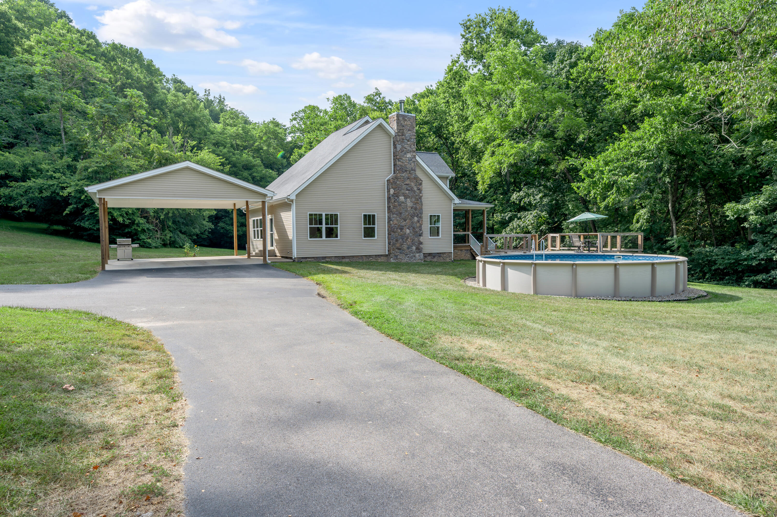 1425 Griers Creek Road