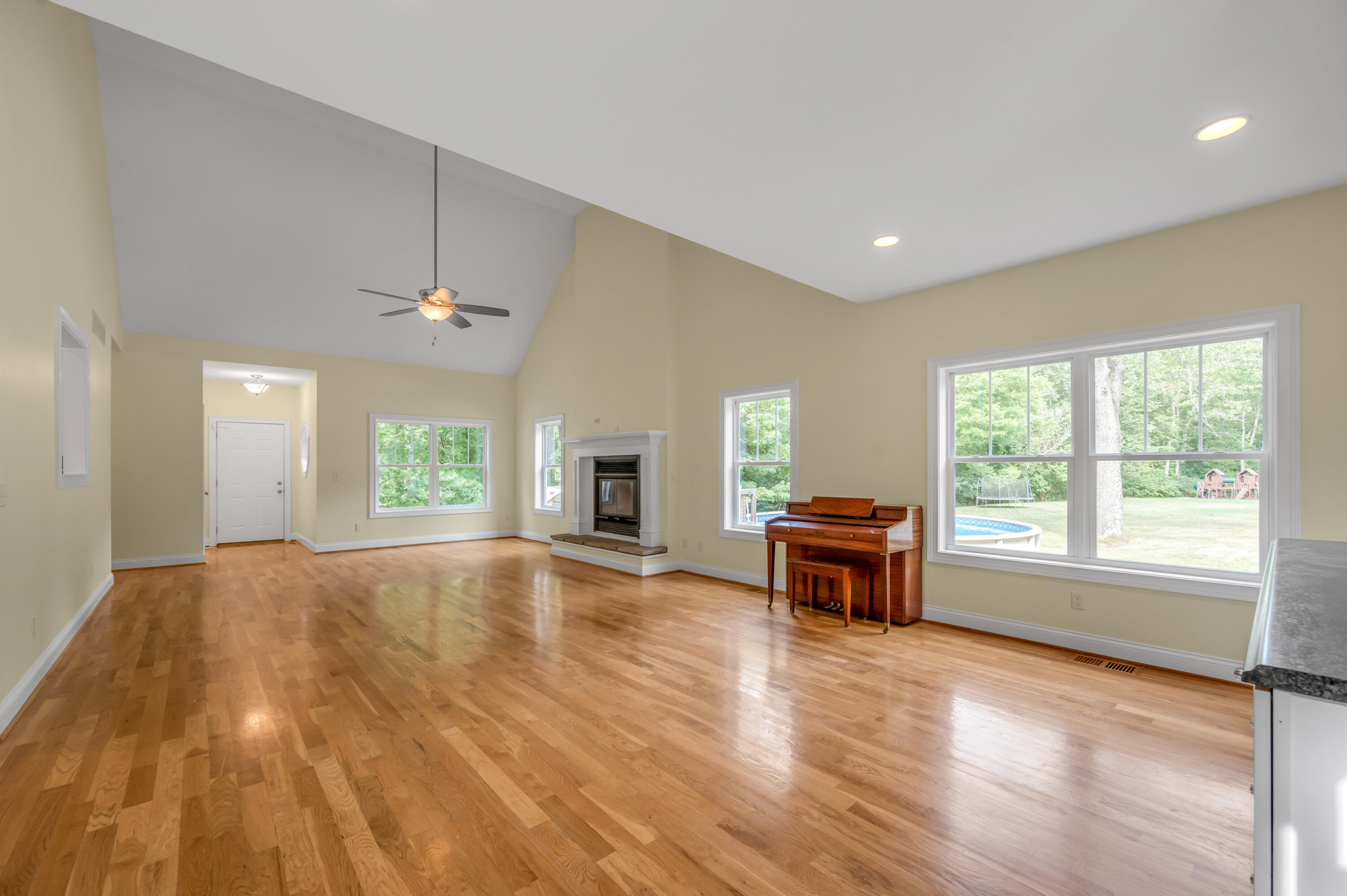 1425 Griers Creek Road