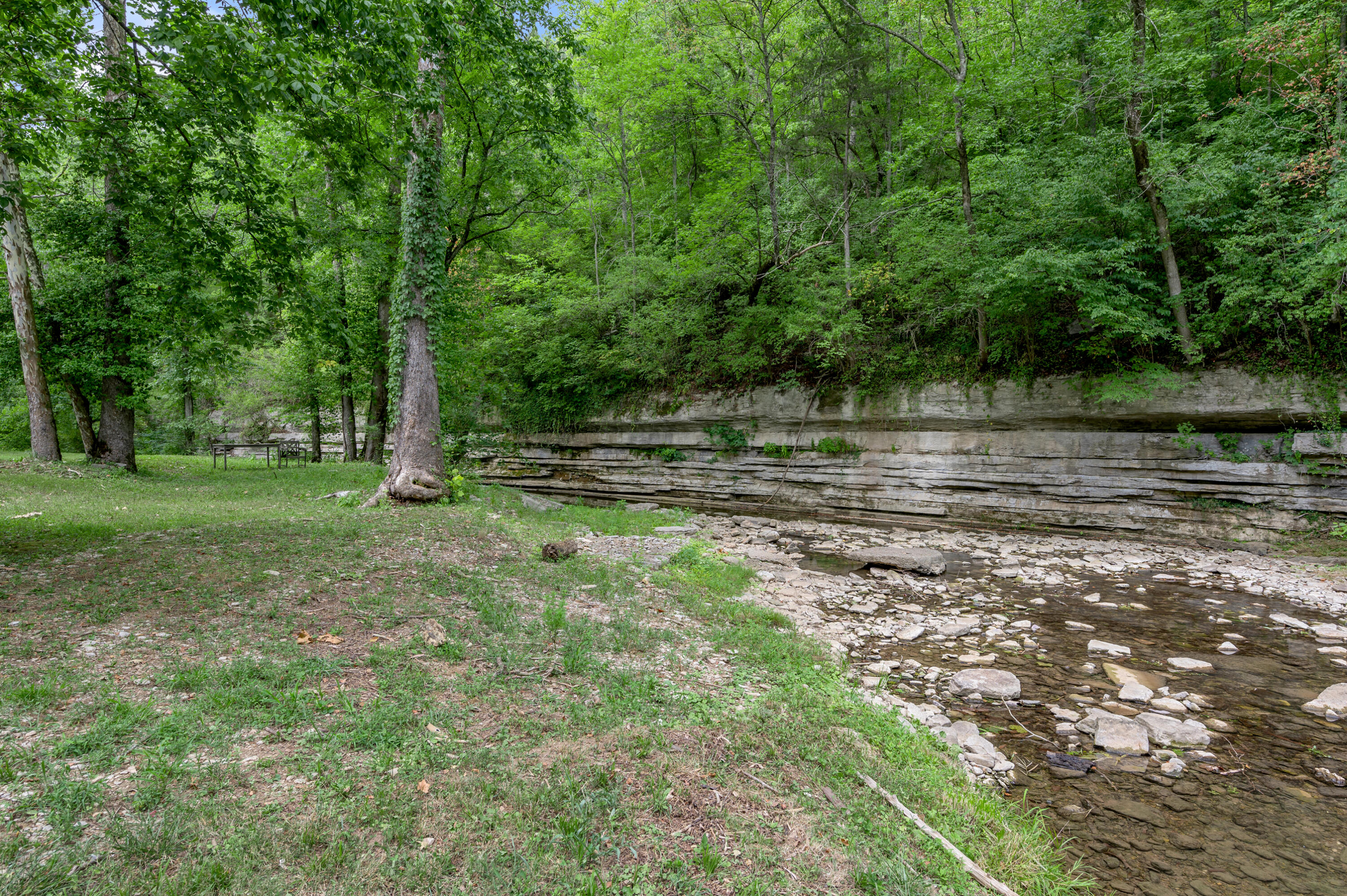 1425 Griers Creek Road