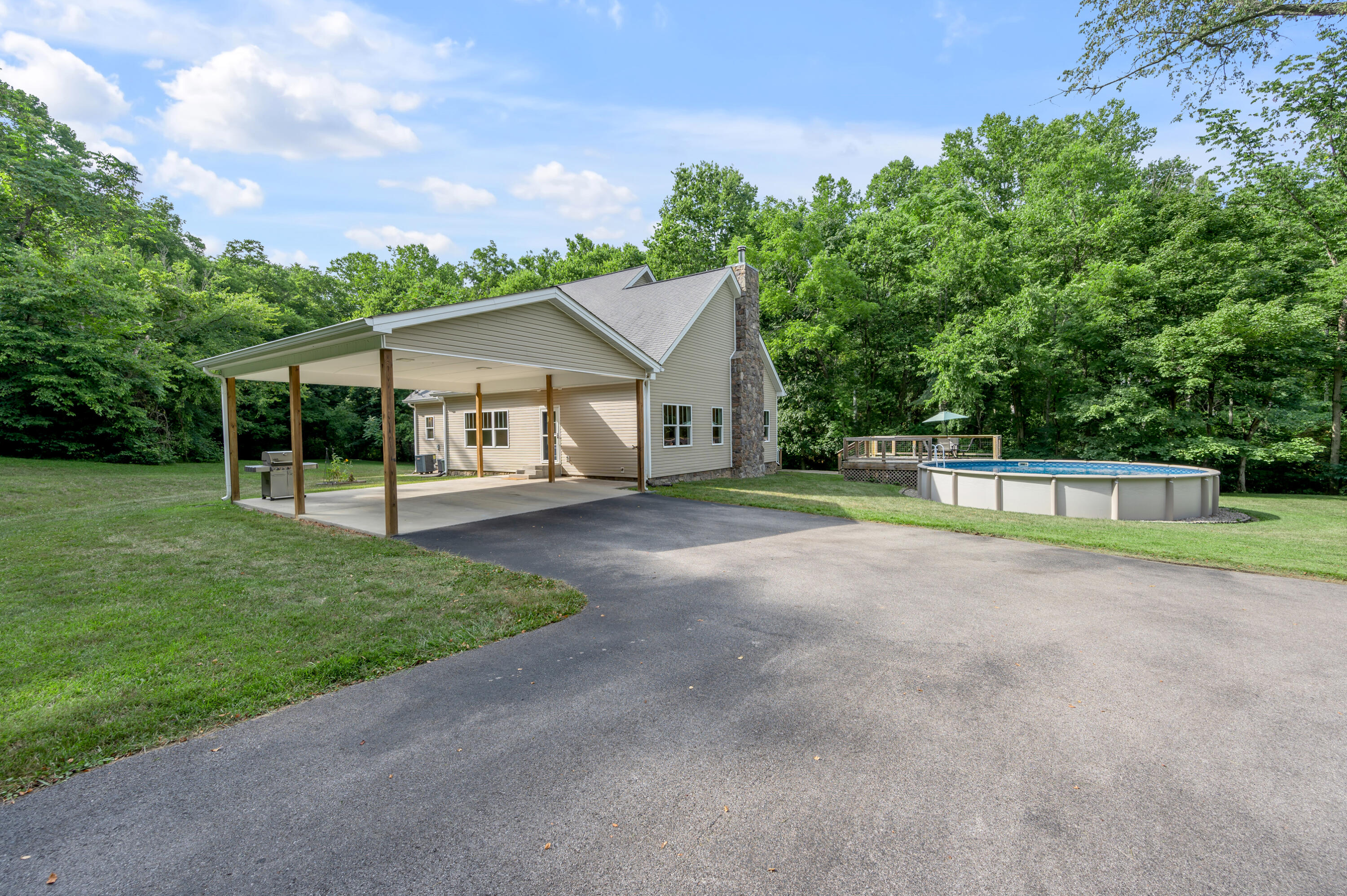 1425 Griers Creek Road