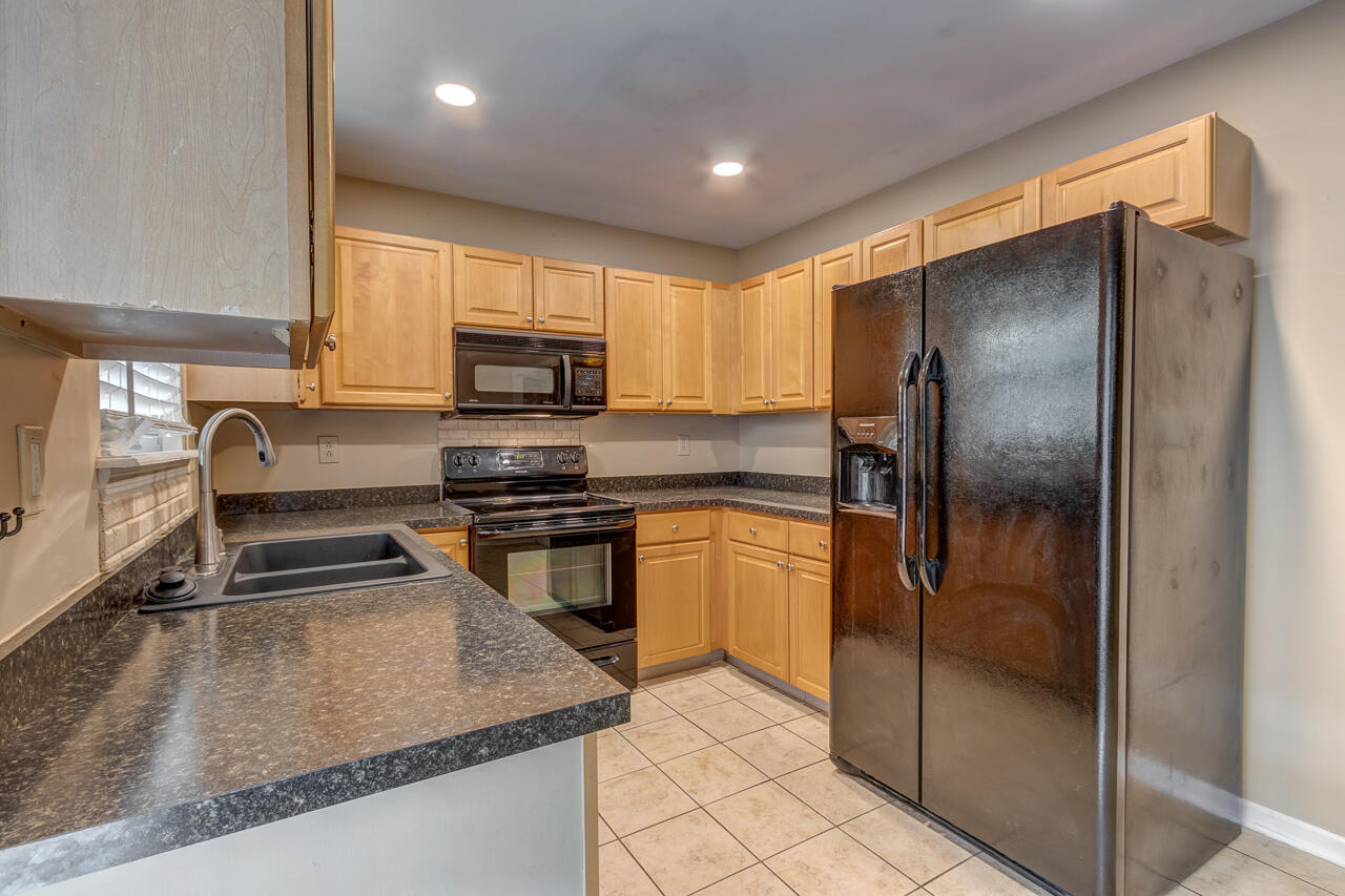 3101 Kirklevington Drive Unit: 231