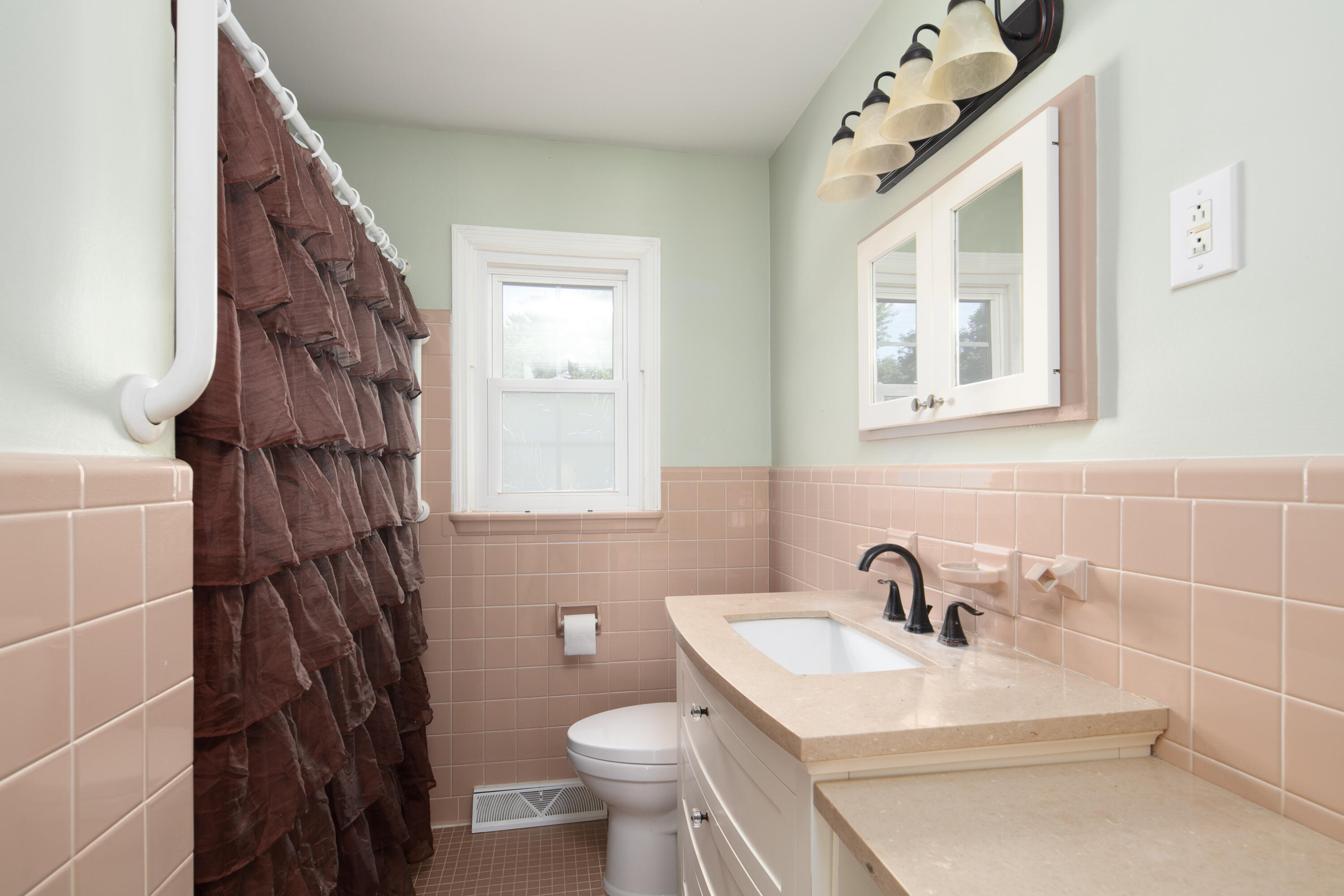 109 Vanderbilt Drive