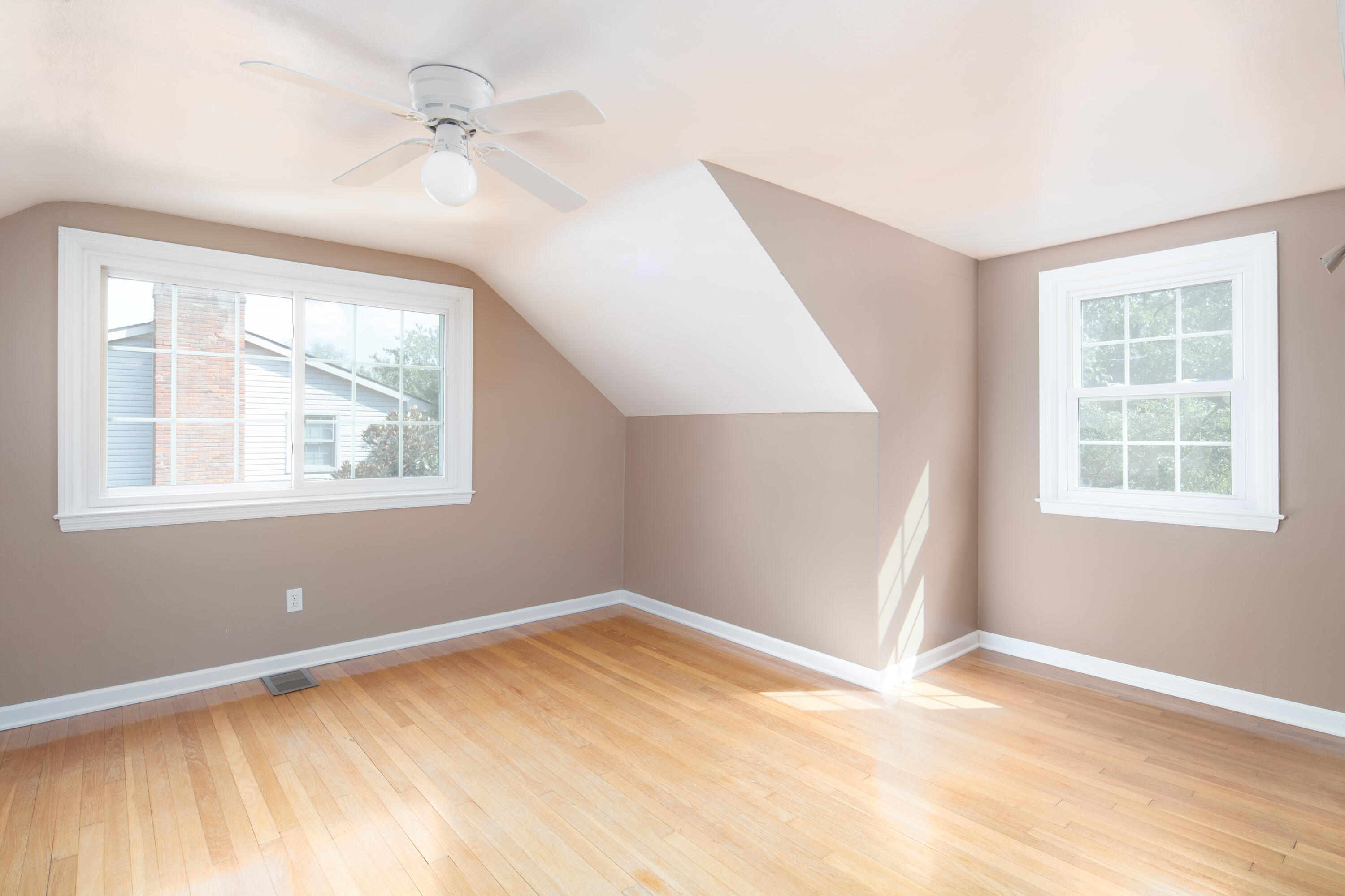 109 Vanderbilt Drive