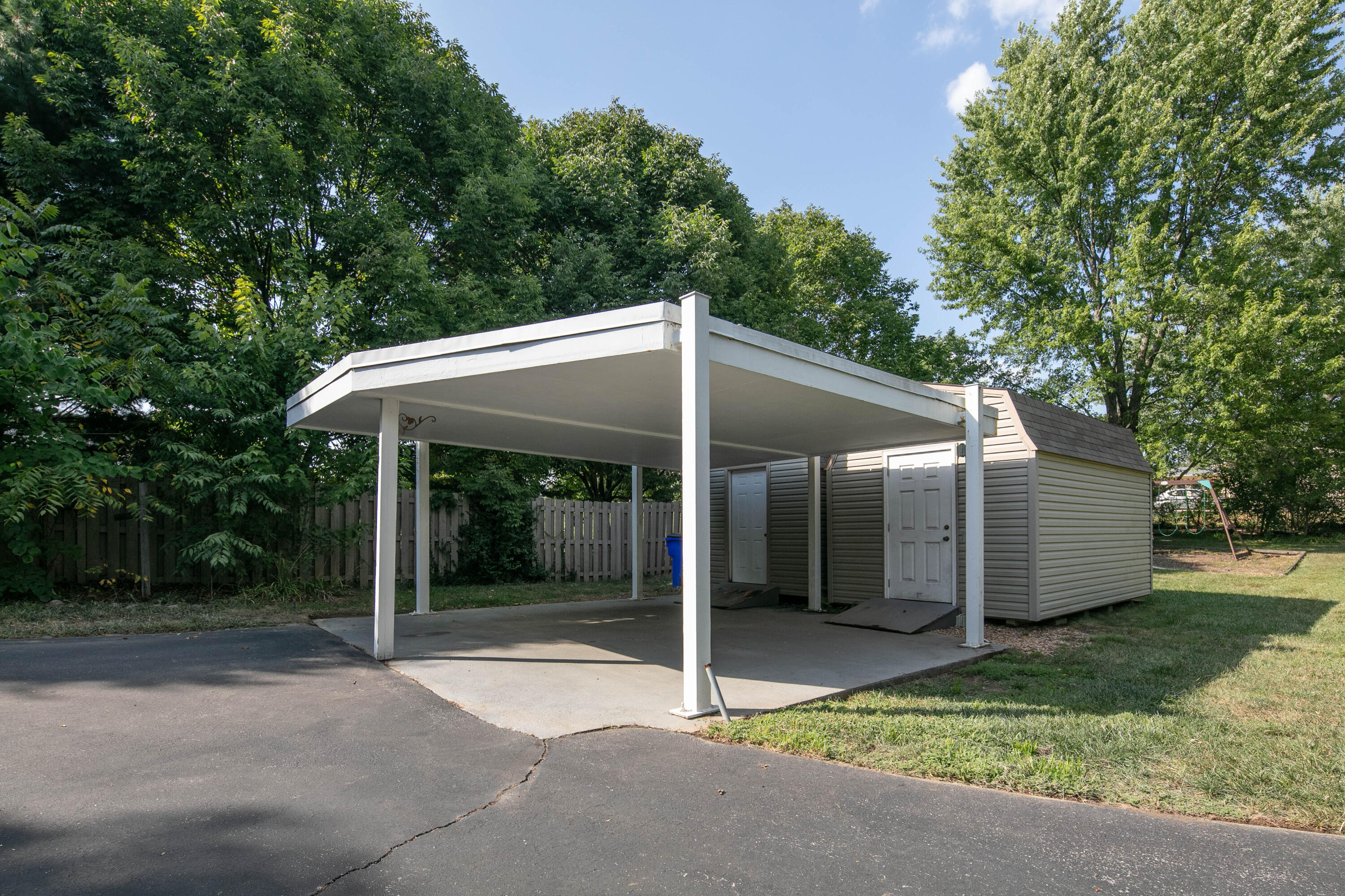 109 Vanderbilt Drive